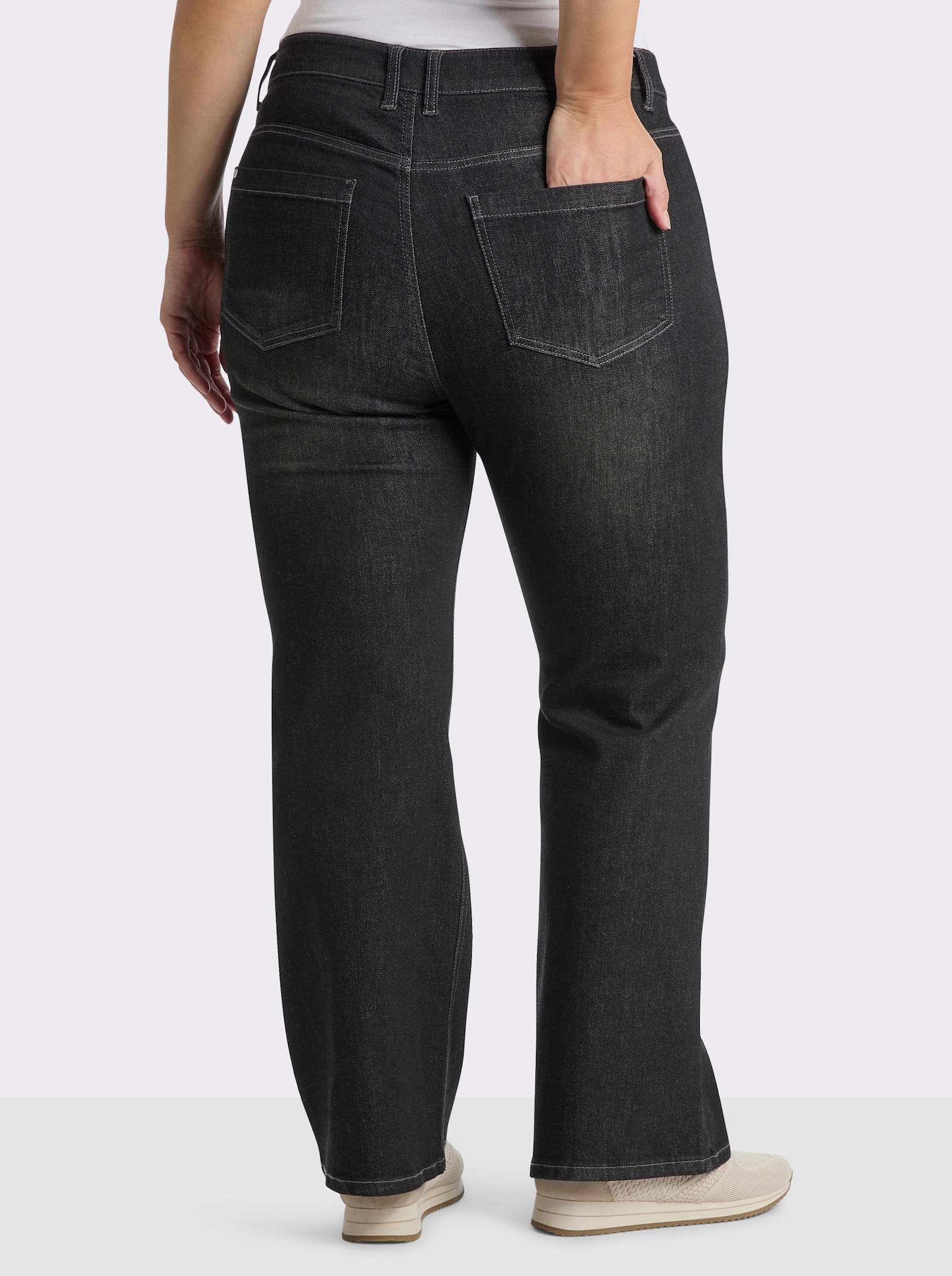 sheego Bootcut-Jeans mit aufgesetzten Taschen - black denim