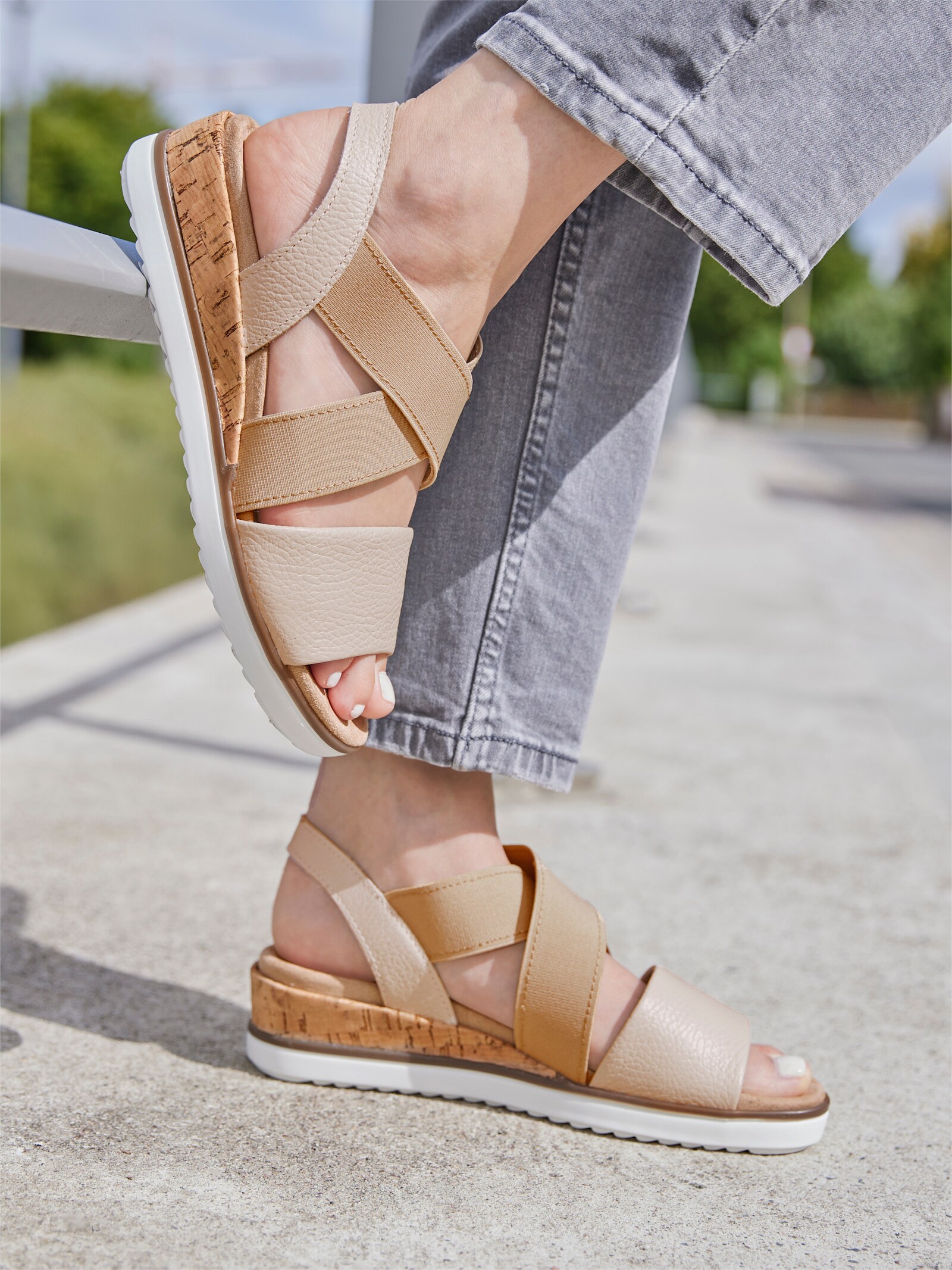 heine Keilsandalette - beige