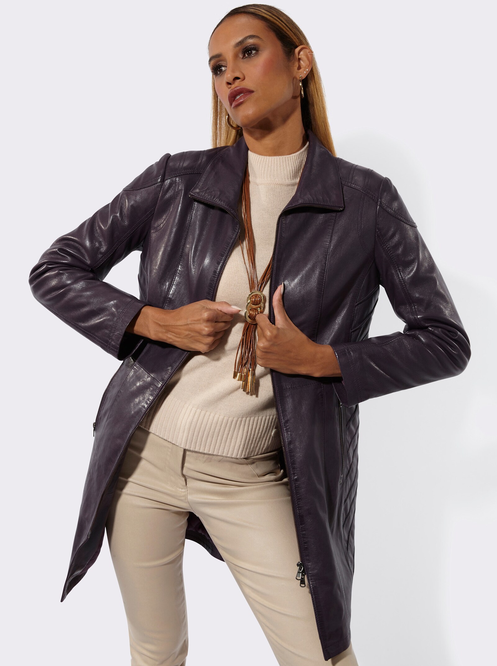 Mainpol Lederjacke in kaschierender Longform - aubergine
