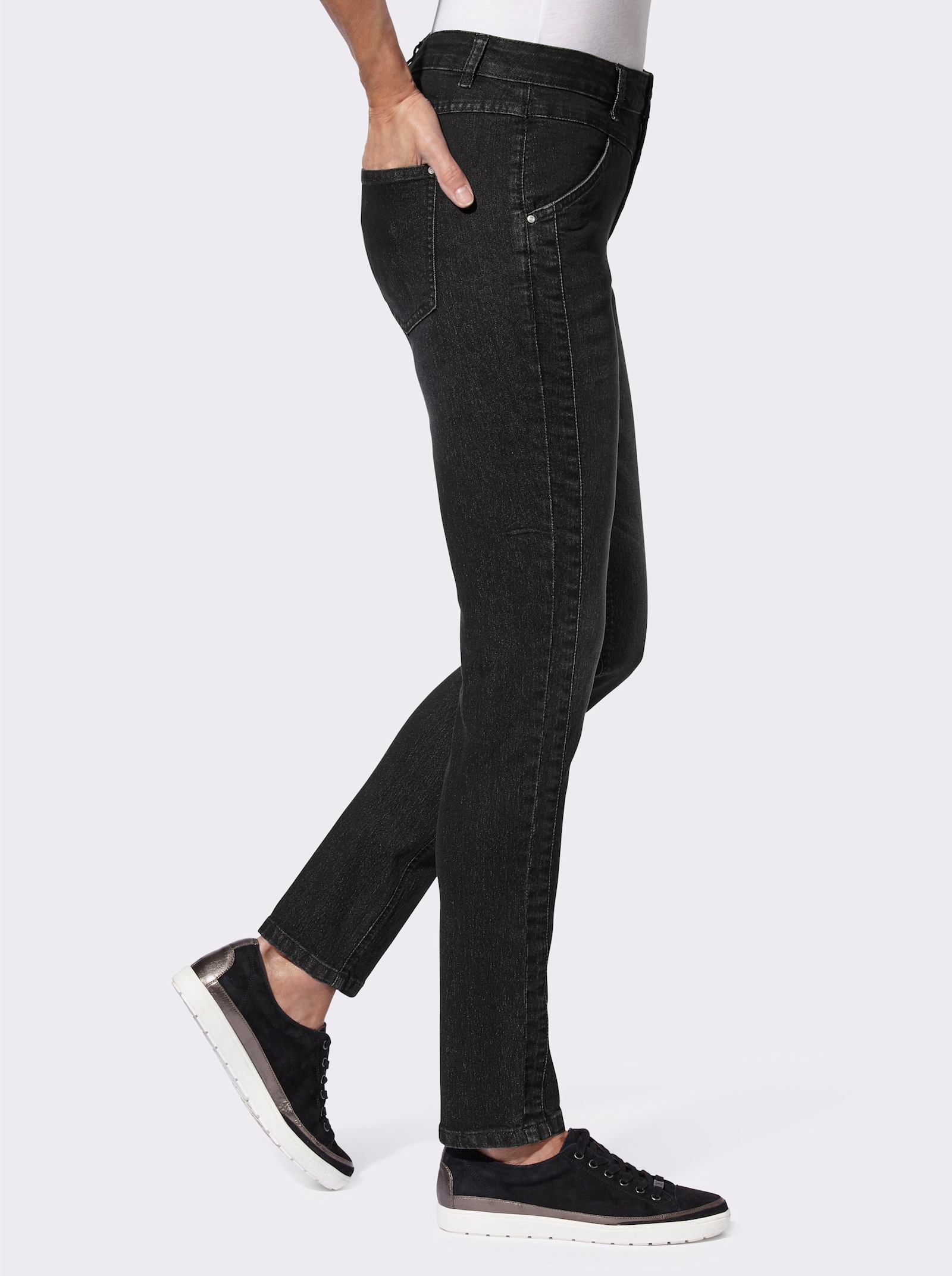 Stretchjeans met afkledende zijnaad - black denim