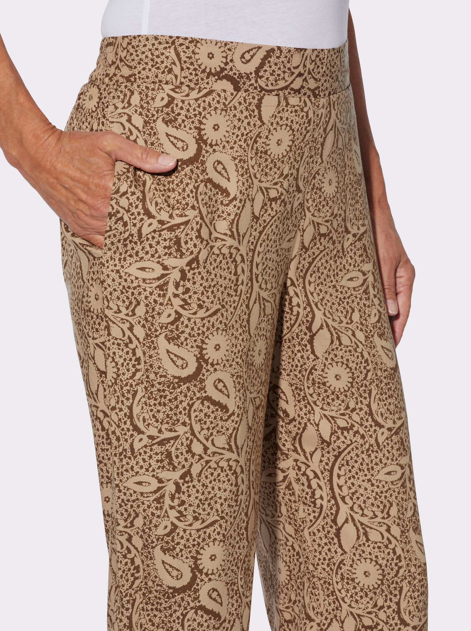 Druckhose in Schlupfform - camel-braun-bedruckt