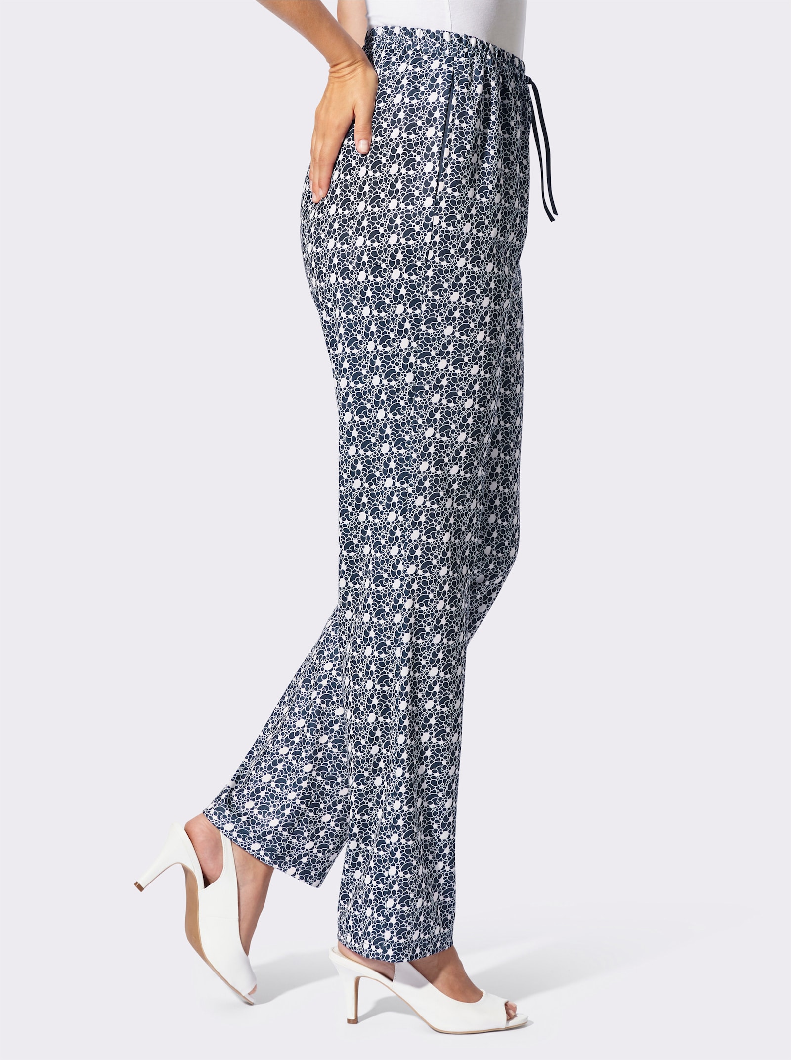 Jerseyhose aus recyceltem Polyester - marine-getupft