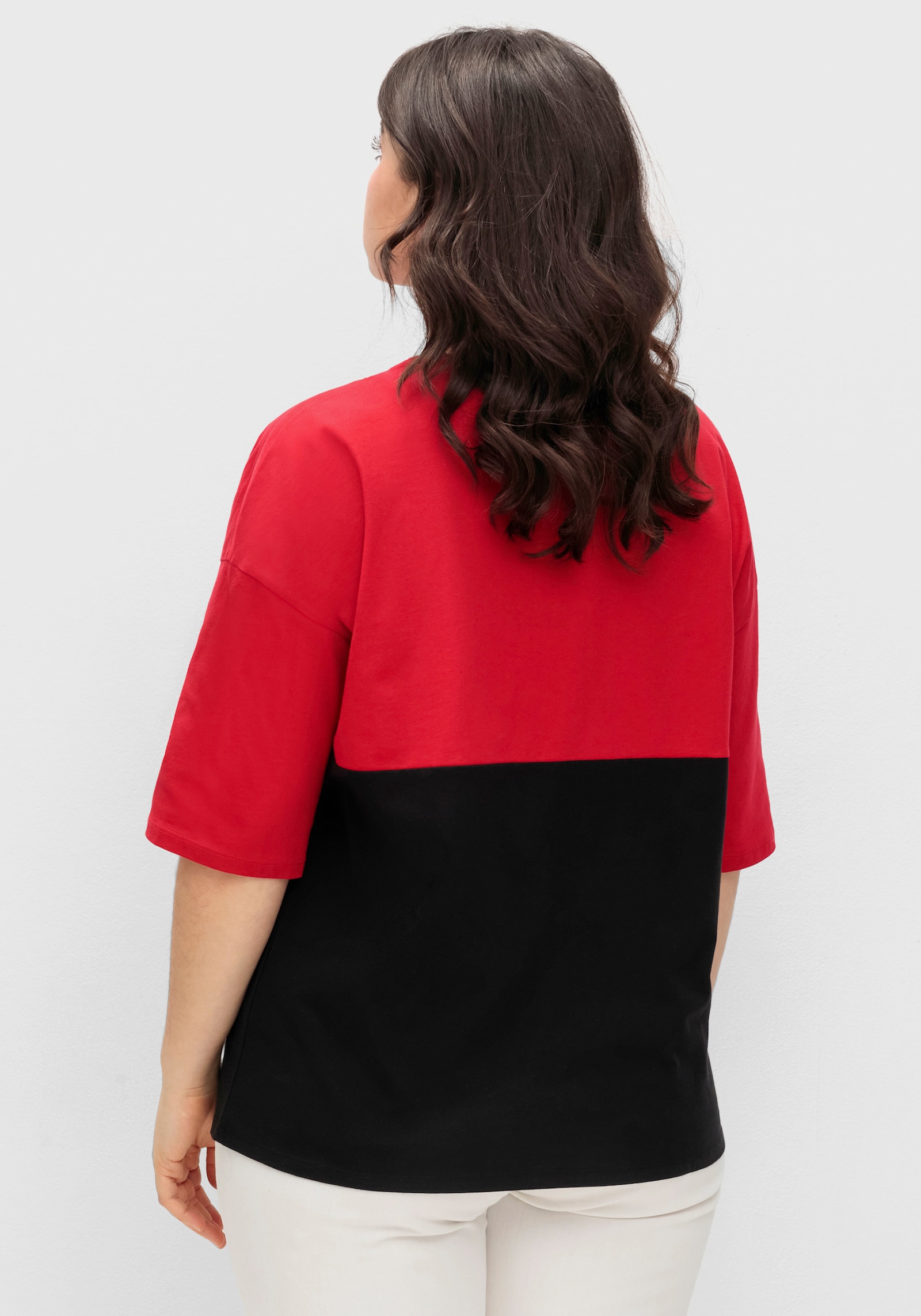 Kurzarmshirt mit Lettring-Druck - rot-schwarz-bedruckt