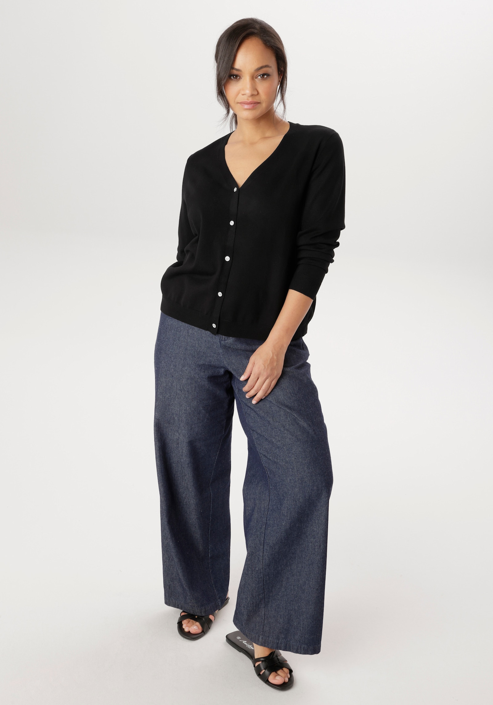 Aniston PLUS Strickjacke - schwarz