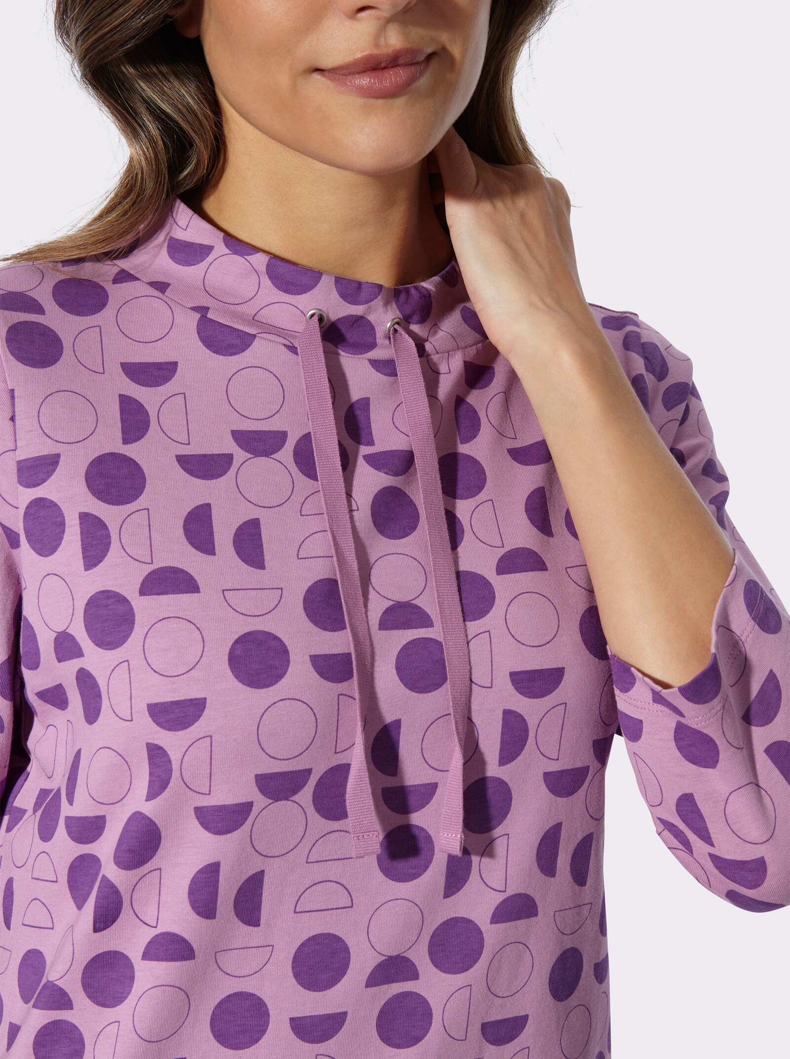 Longshirt mit Seitenschlitzen - orchidee-lila-bedruckt