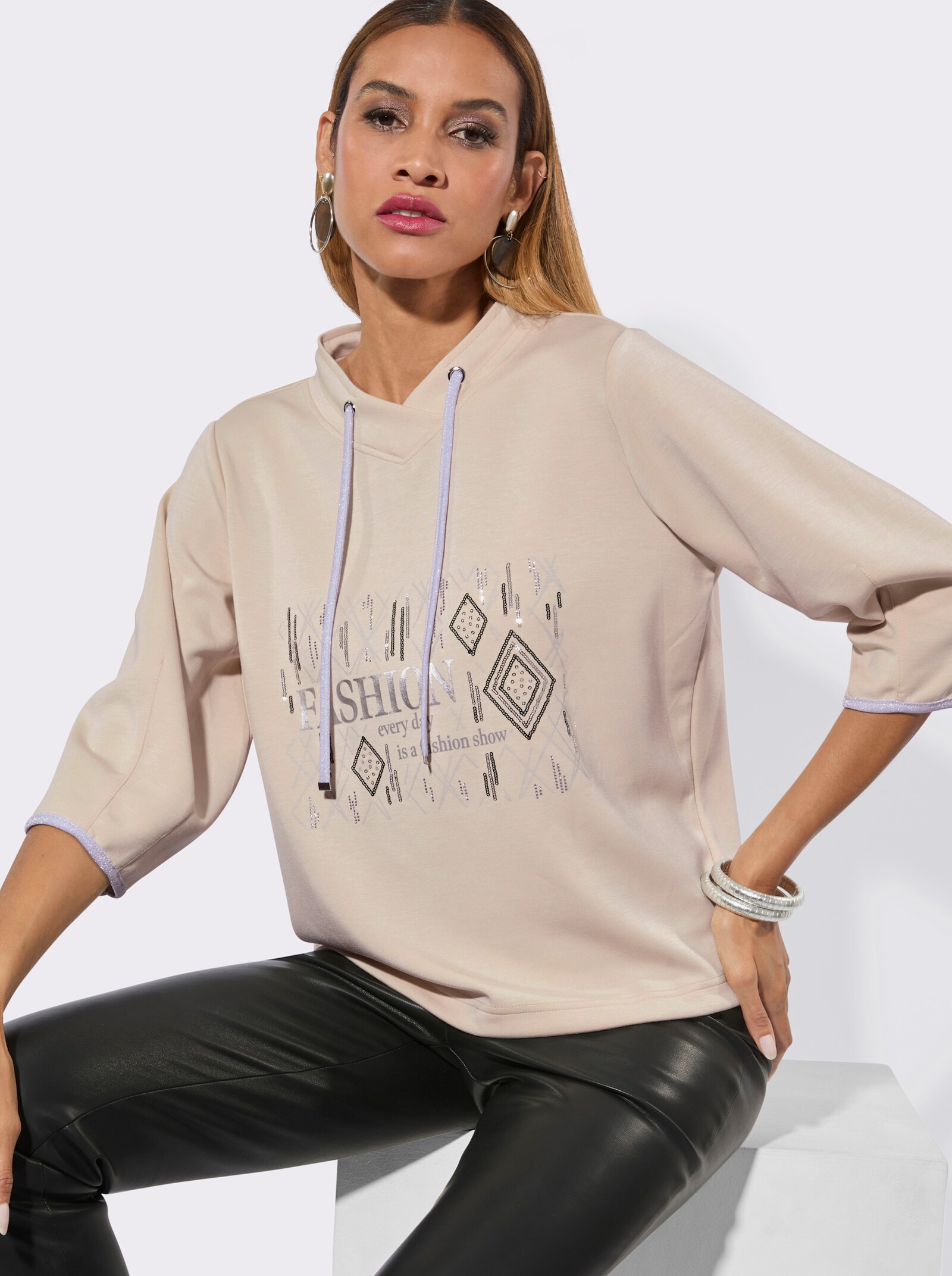 Sweatshirt mit glänzendem Folien-Druck - elfenbein-silberfarben-bedruckt