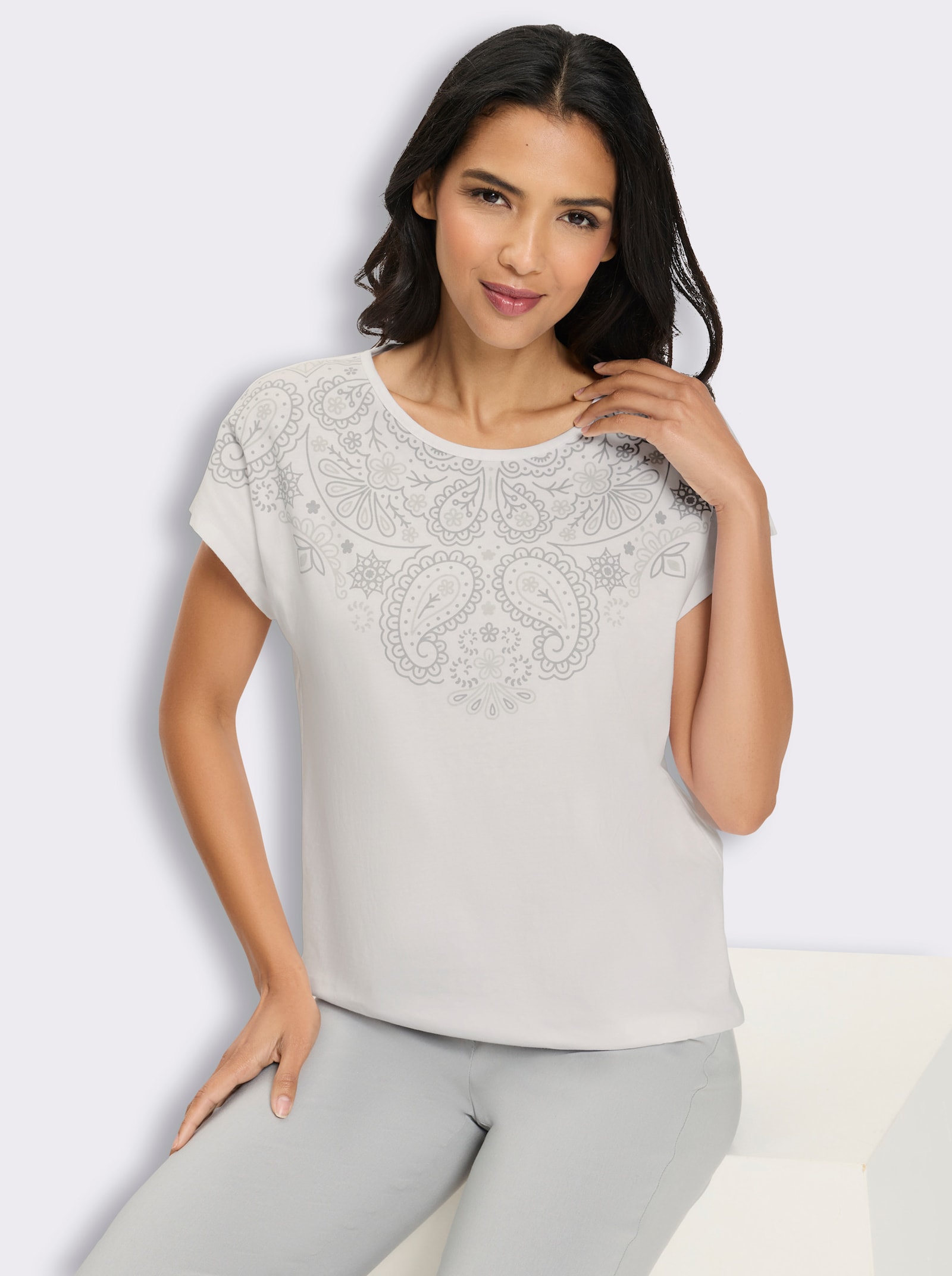 Rundhalsshirt mit Ornament-Muster - ecru