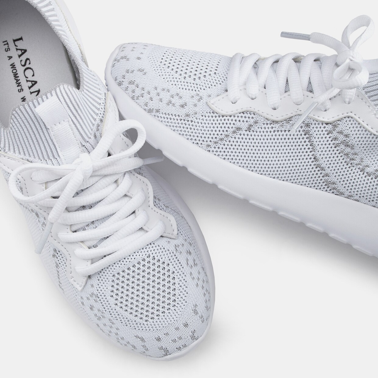 LASCANA Sneaker - weiß