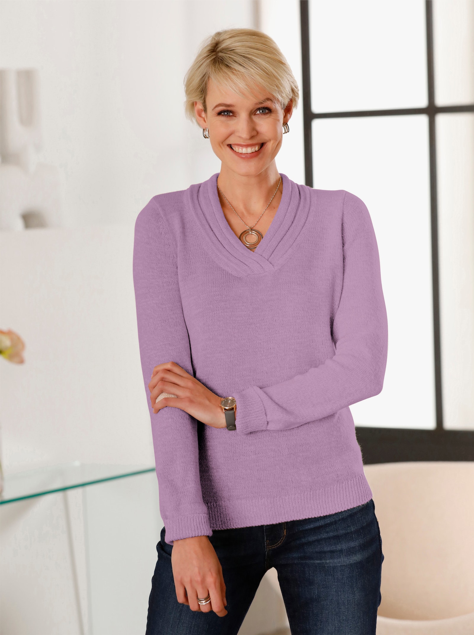 V-Ausschnitt-Pullover mit Rollkante - orchidee