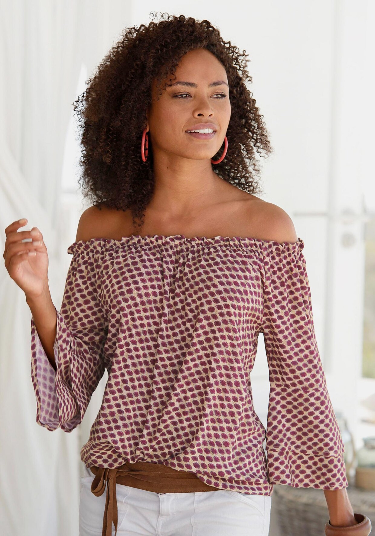 LASCANA Carmenbluse - sand-dunkelrot-bedruckt