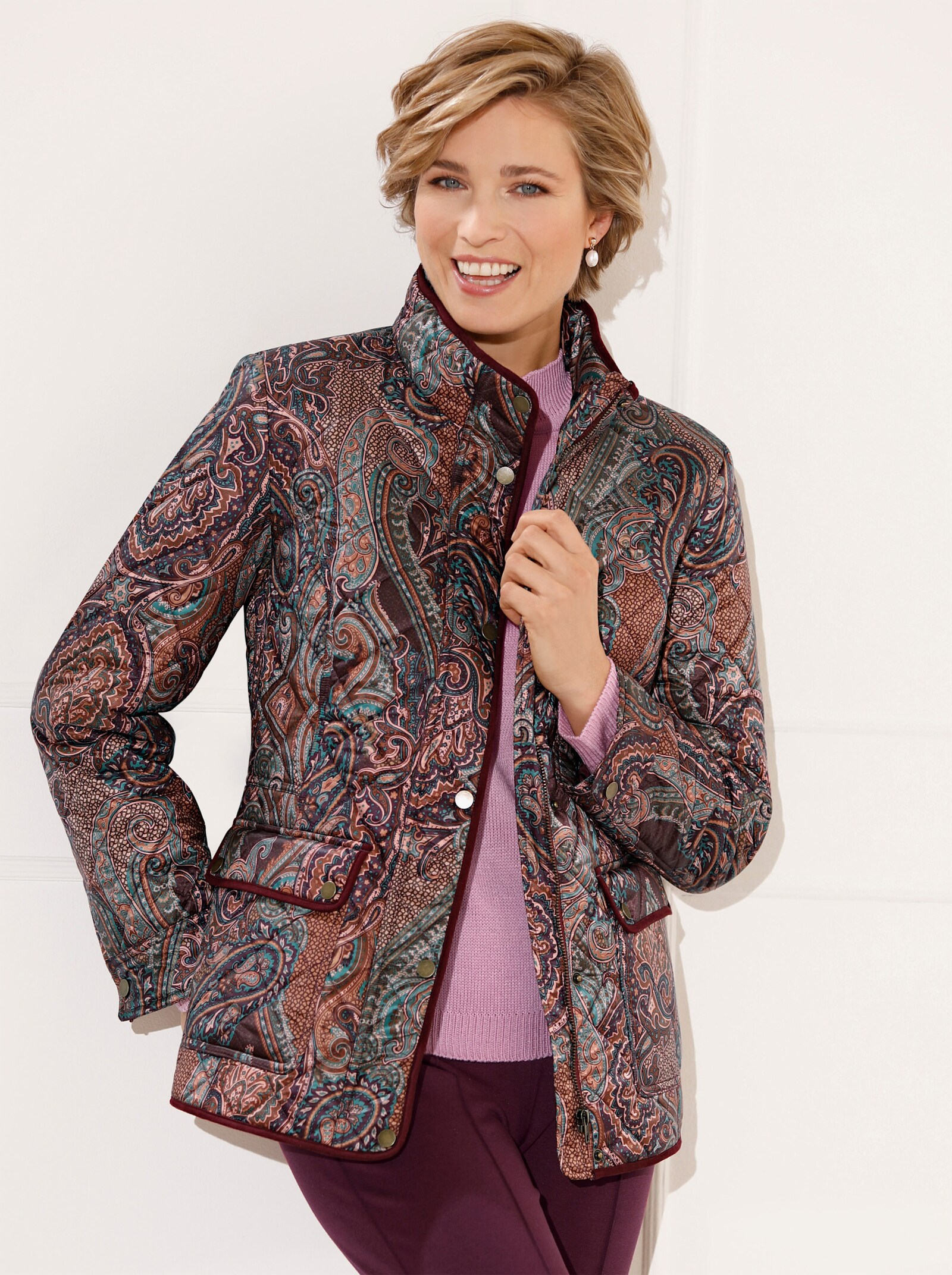 Steppjacke mit Kontrast-Paspel - burgund-aquapetrol-bedruckt