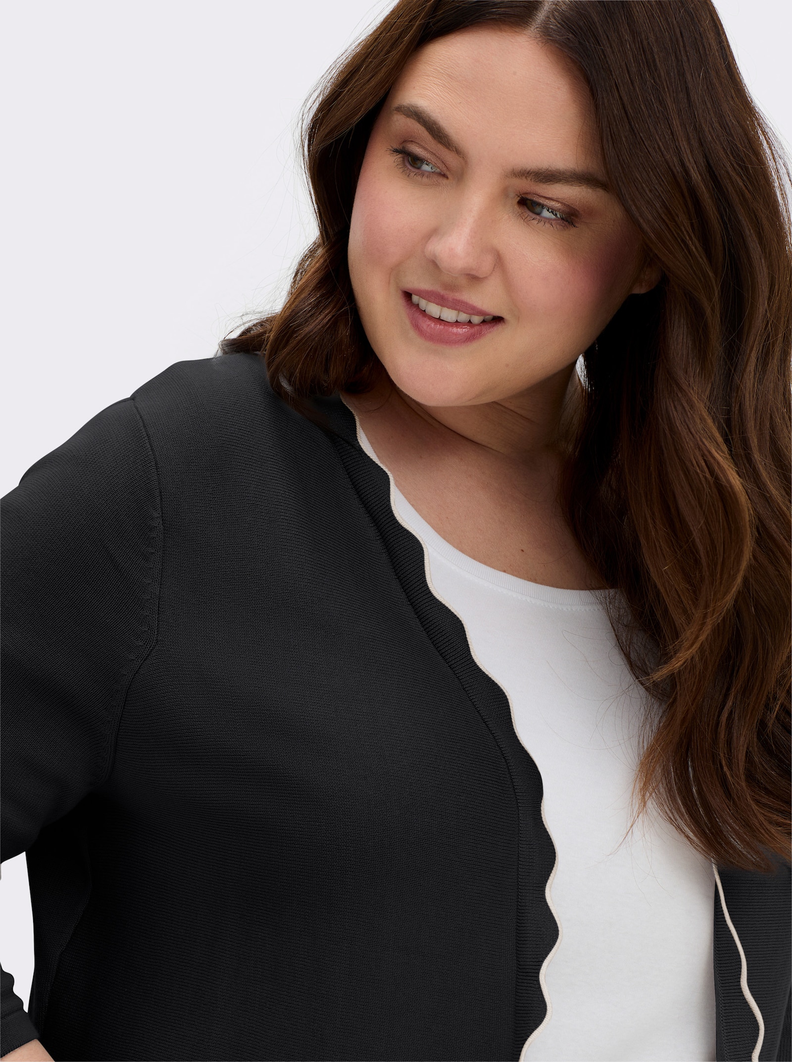 Bolero in Feinstrick-Qualität - schwarz