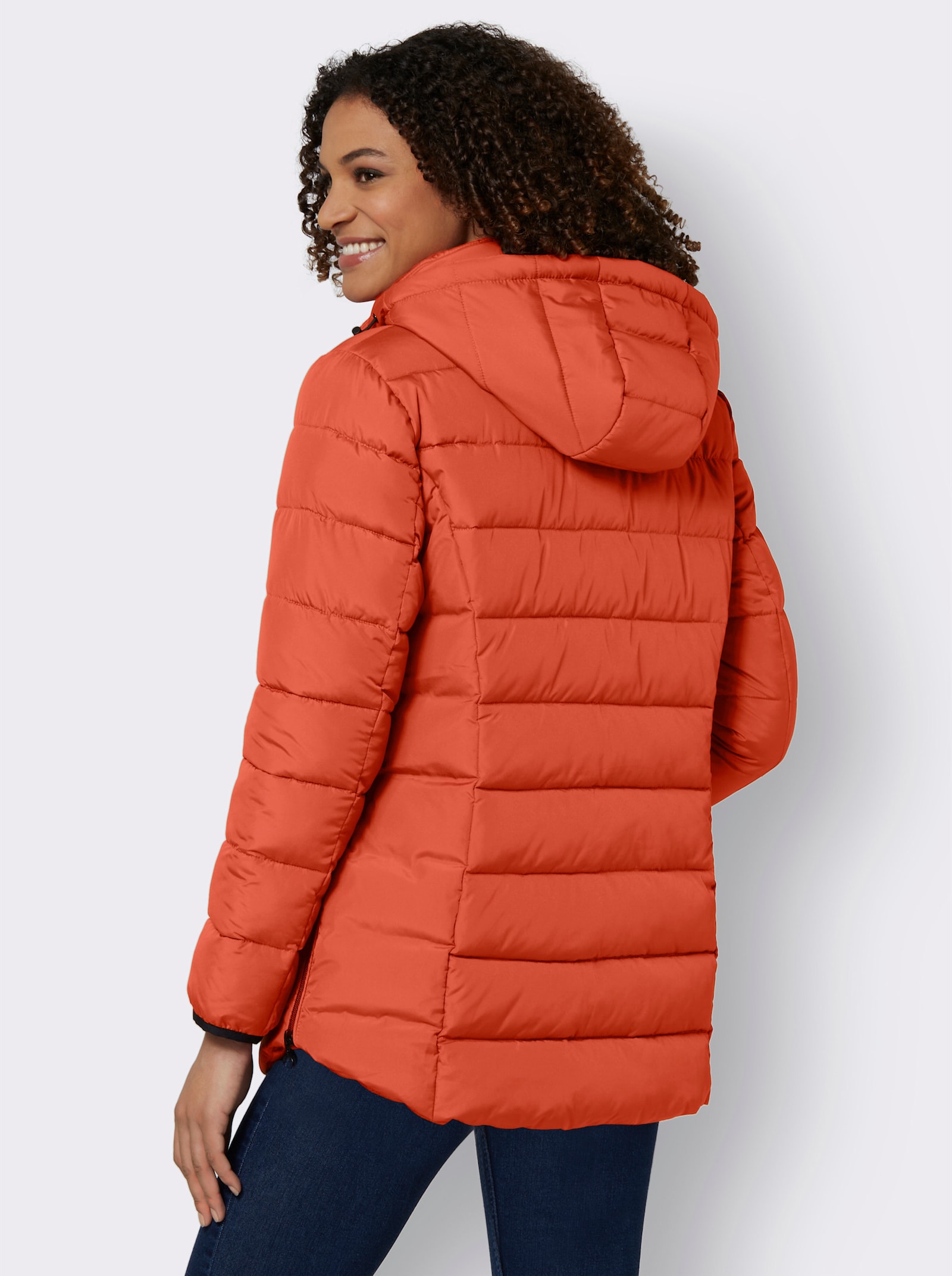 Gewatteerde jas met elastische contrastpaspels - roestrood