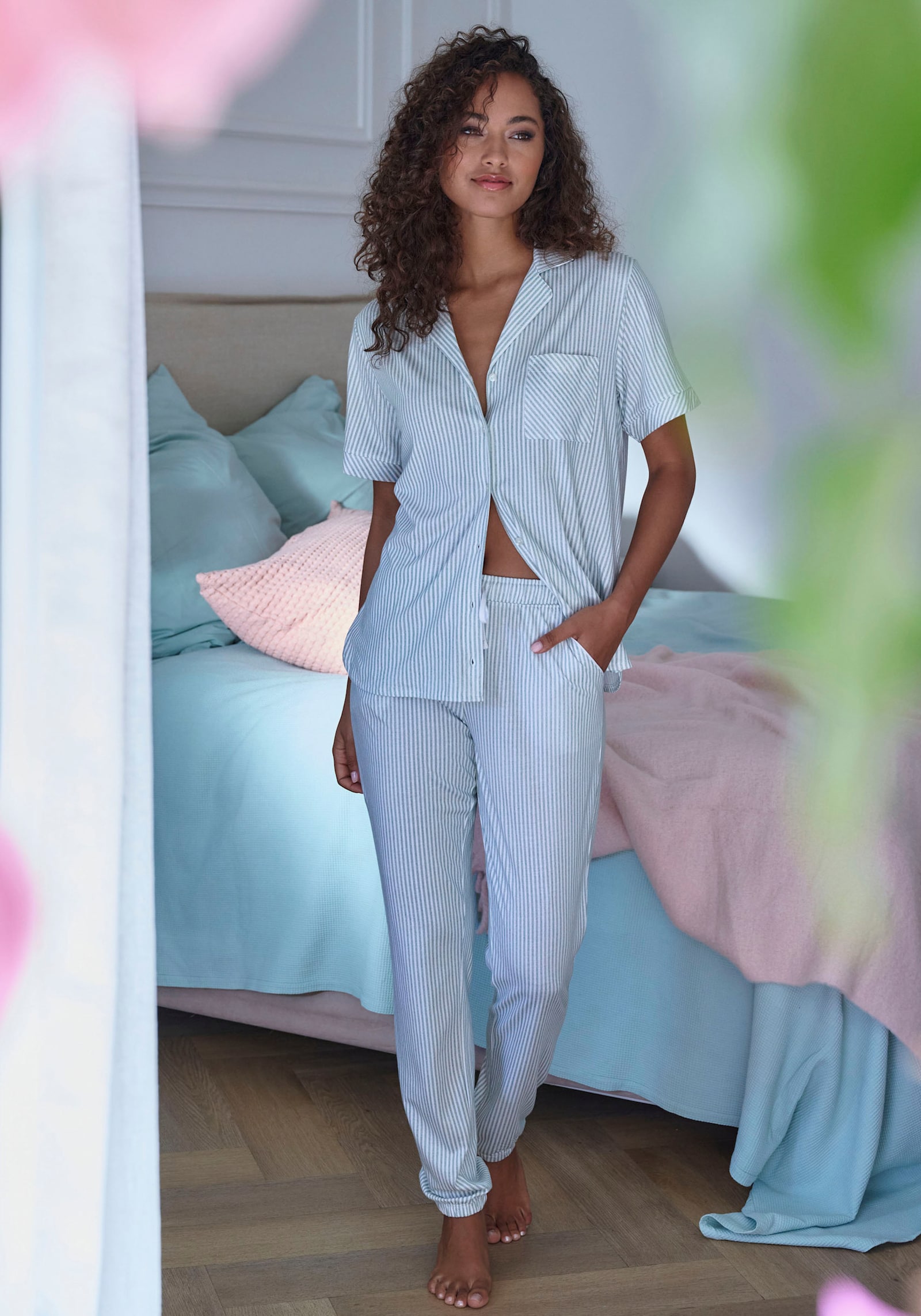 s.Oliver Haut de pyjama - vert à rayures