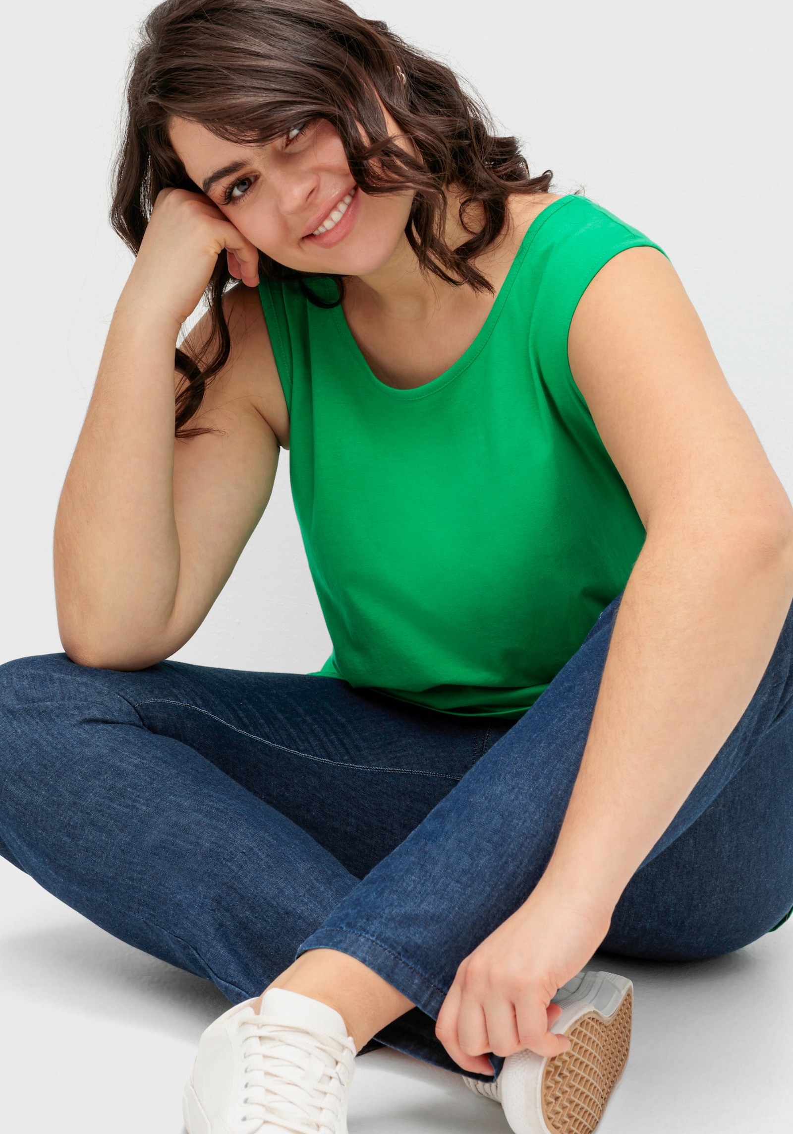 Schlupfjeans mit gesmoktem Bund - blue-stone-washed