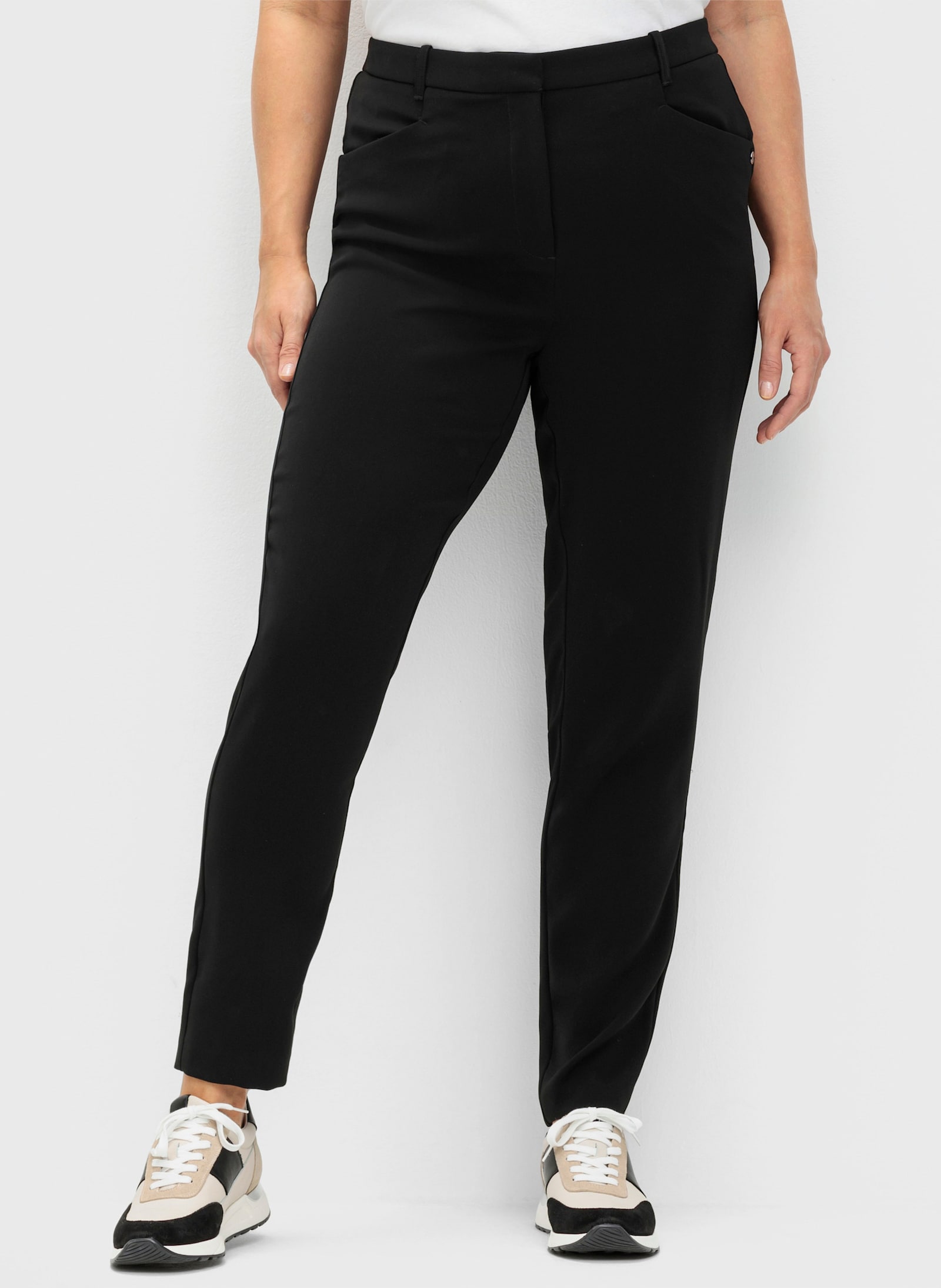 sheego Hose mit schmalem Bein, knitterarm - schwarz