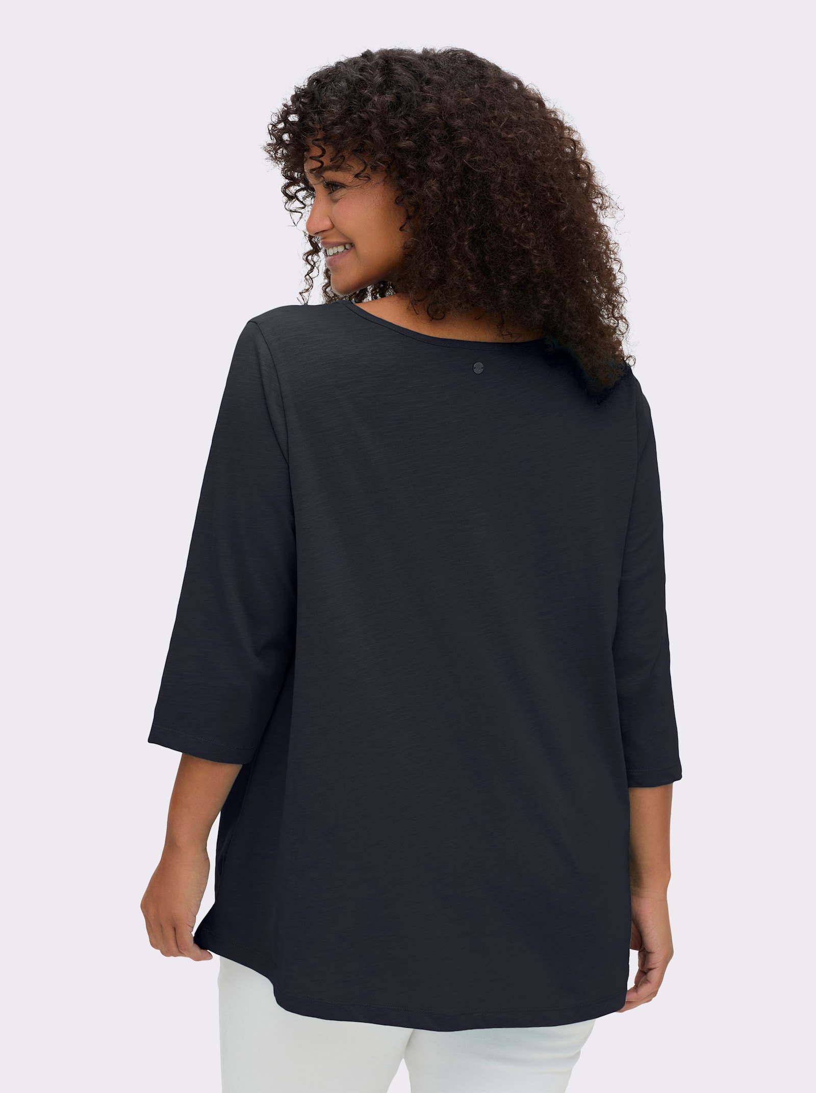 sheego 3/4-Arm-Shirt mit Cut-out vorn - tiefblau