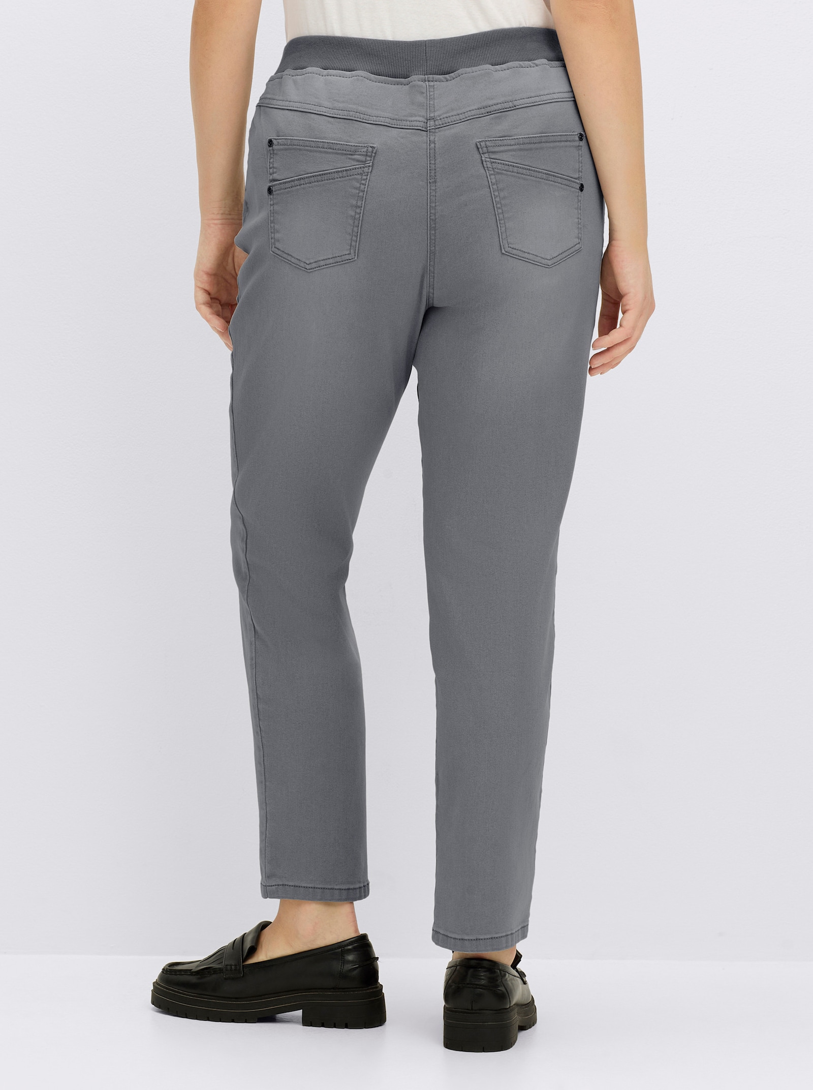 Schlupfjeans mit geripptem Strick-Dehnbund - grey-denim