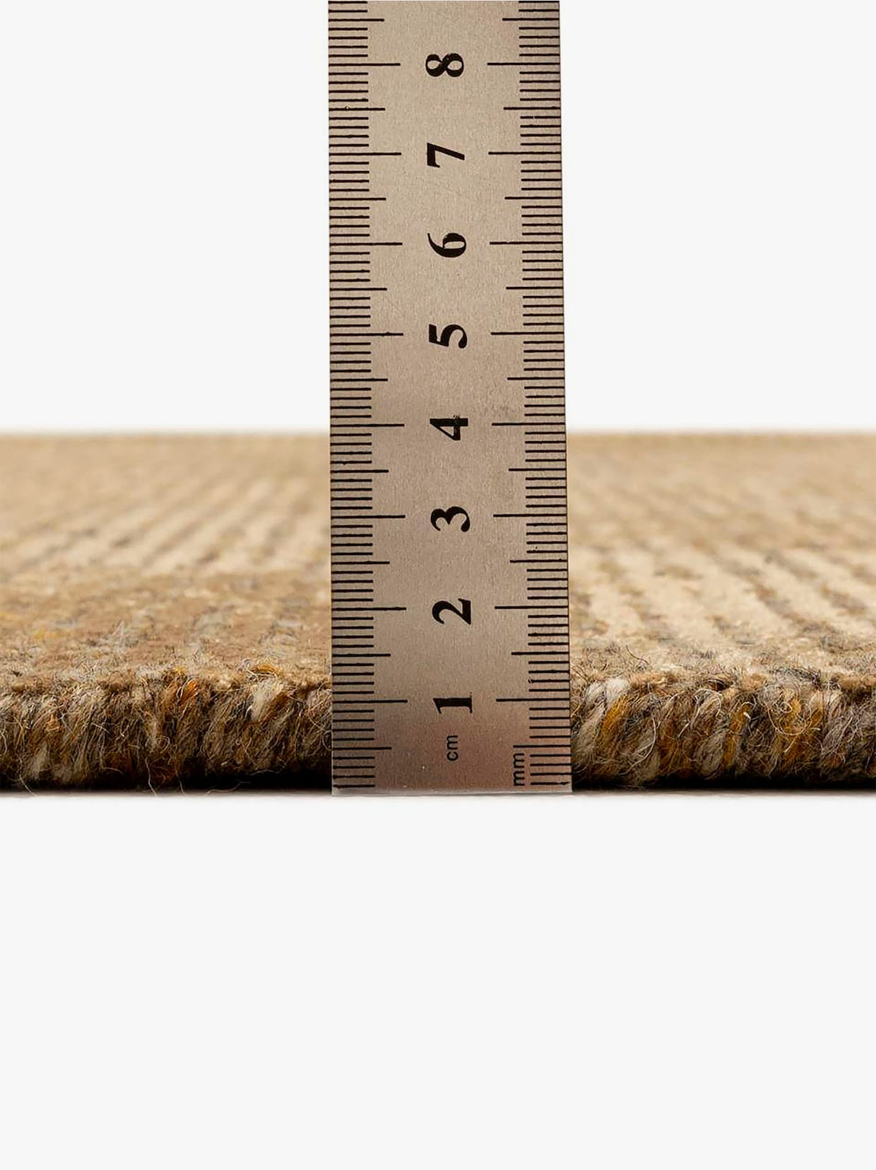 Theko Teppich - goldfarben