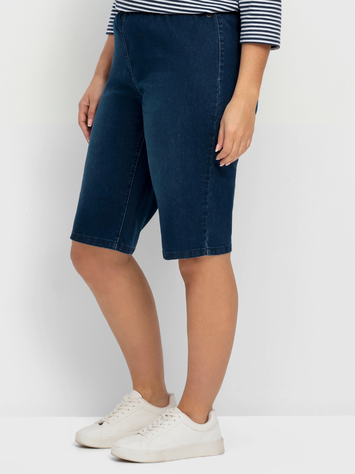 sheego Jeansbermuda - blue denim + dark blue denim