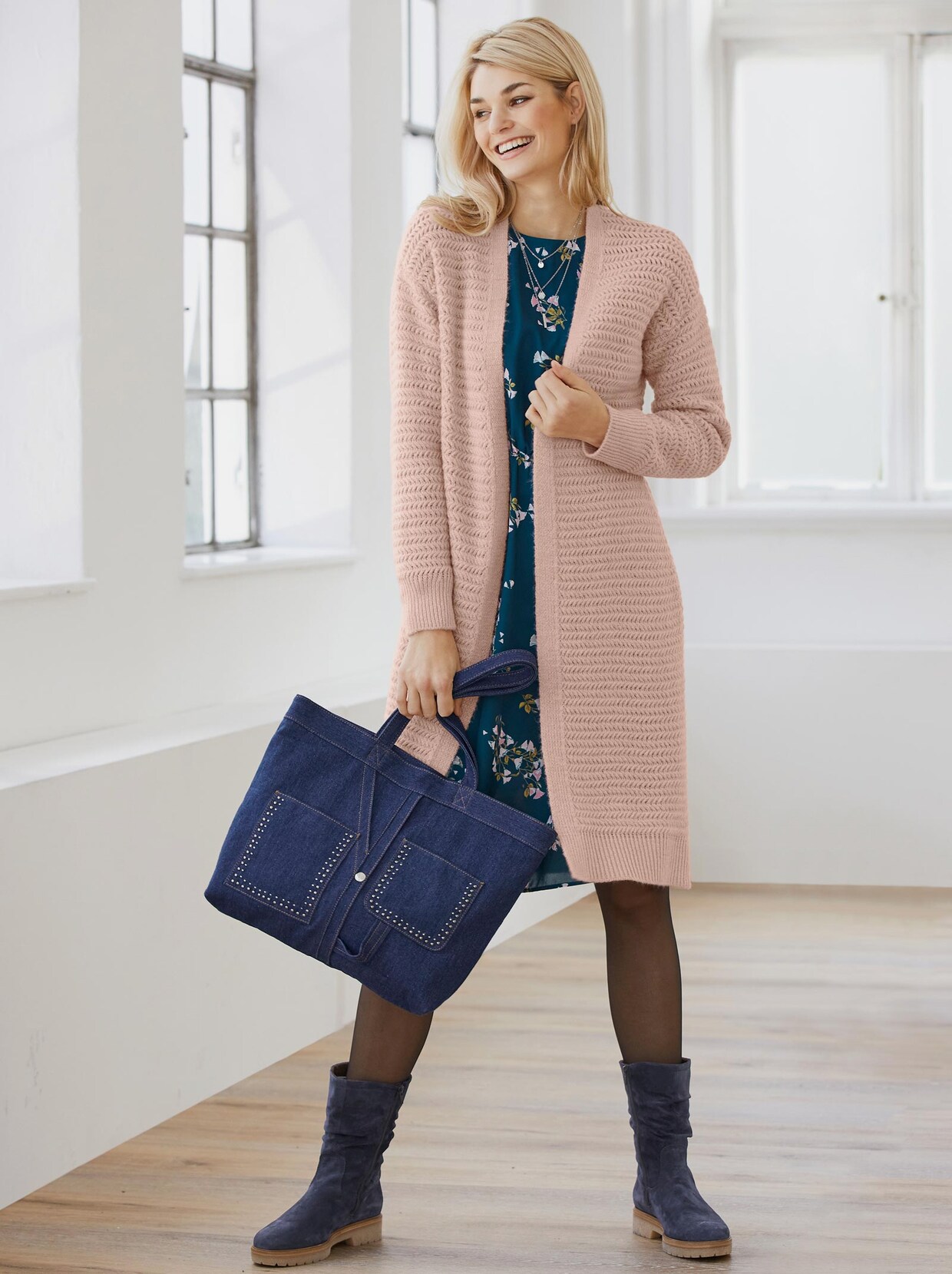 Linea Tesini Strickmantel - puder