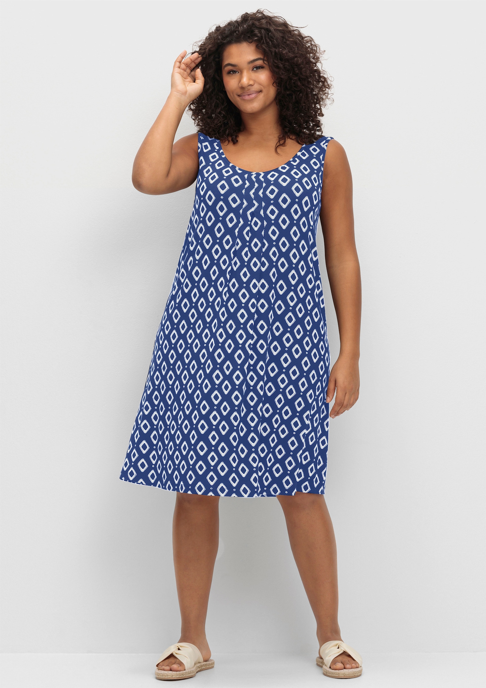 sheego Strandkleid mit Grafikprint - royalblau-ecru-bedruckt