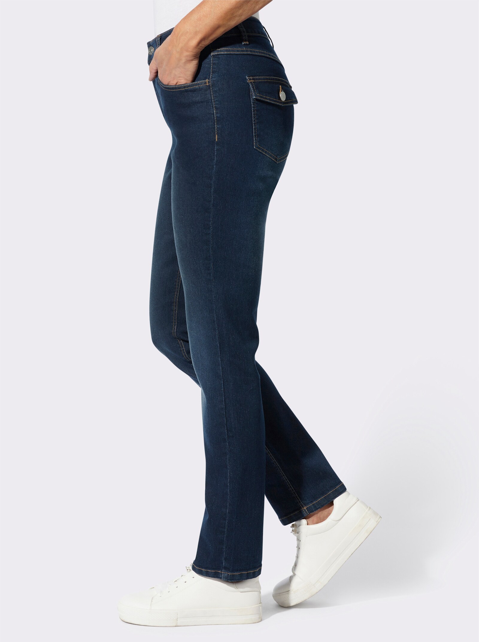 Jeans mit Pattentaschen hinten - dark blue
