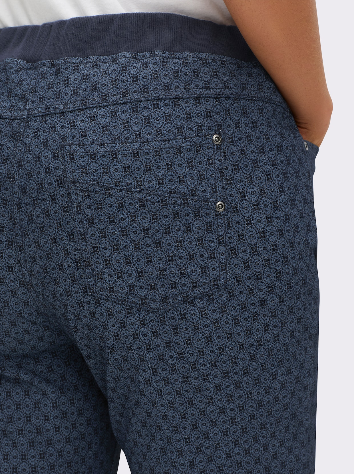 Schlupfjeans mit geripptem Strick-Dehnbund - dark blue-bedruckt