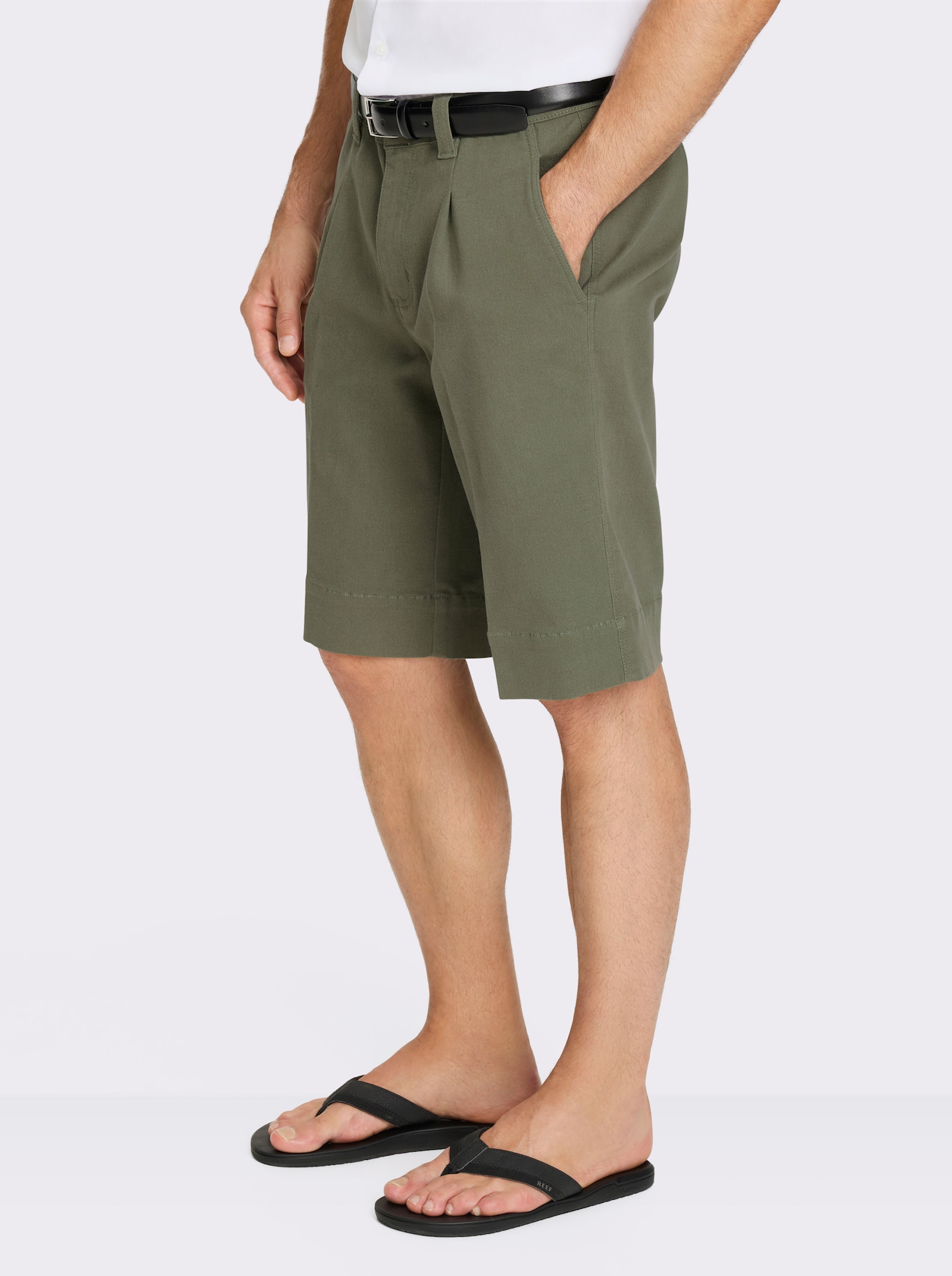 Marco Donati Bermudas mit Bundfalten - khaki