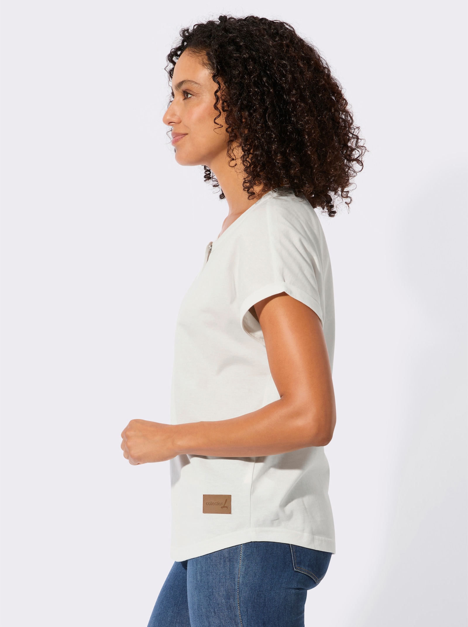 Rundhalsshirt mit Knopfleiste - ecru