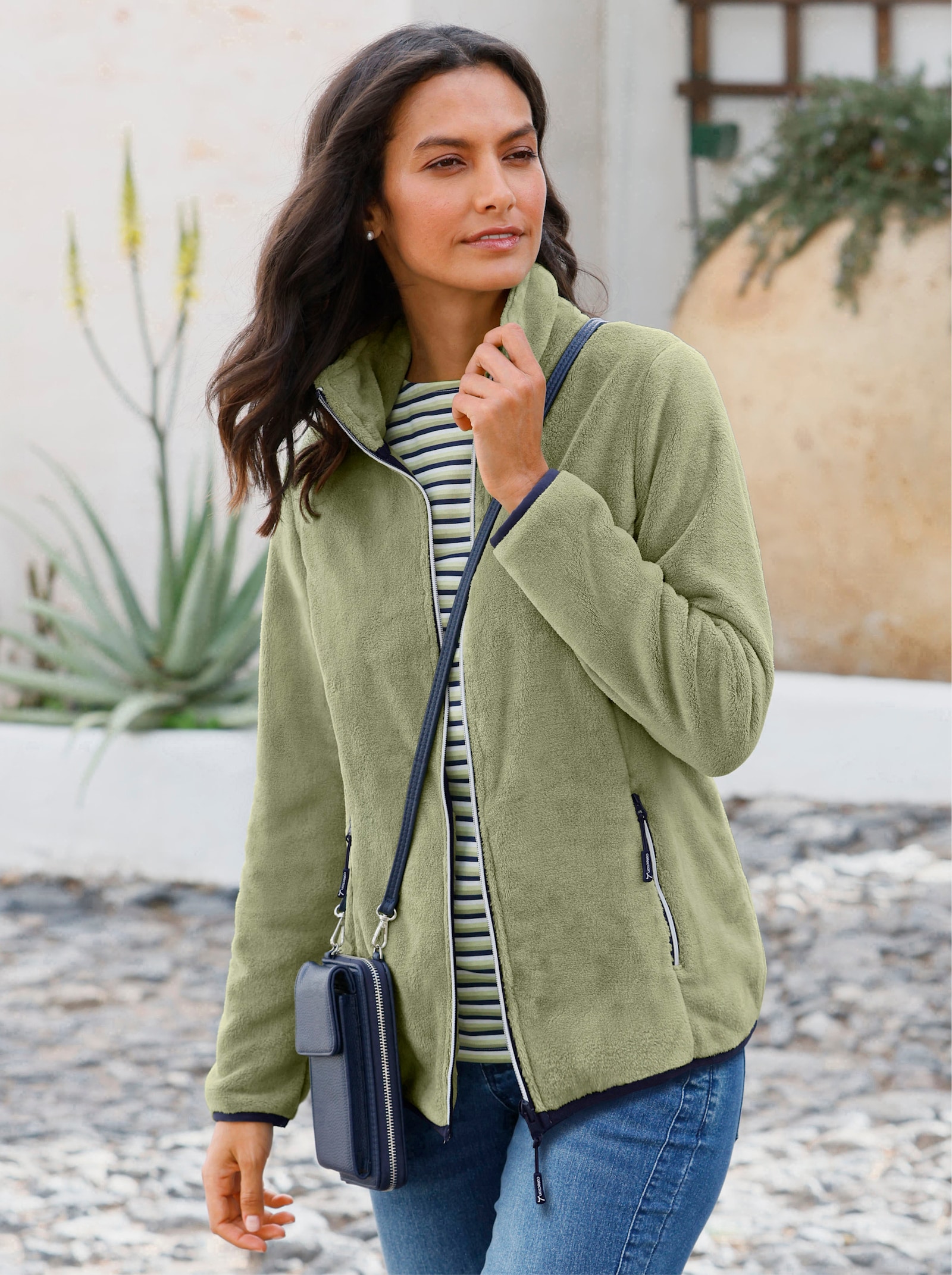 Fleecejacke mit Reissverschluss-Taschen - schilf