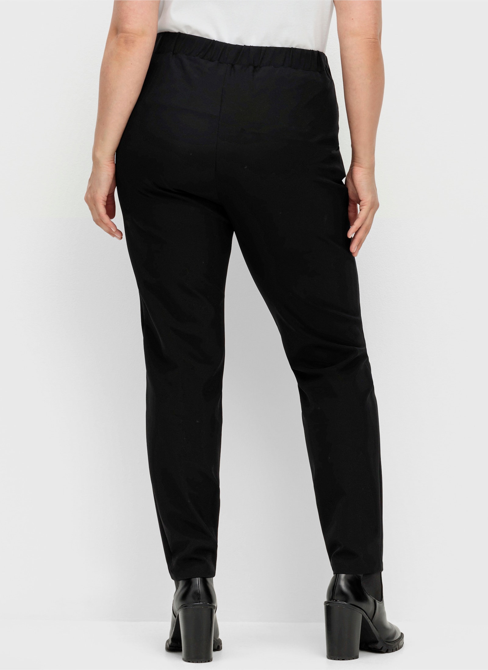 sheego Schlupfhose schmale Form, in Scuba-Qualität - schwarz