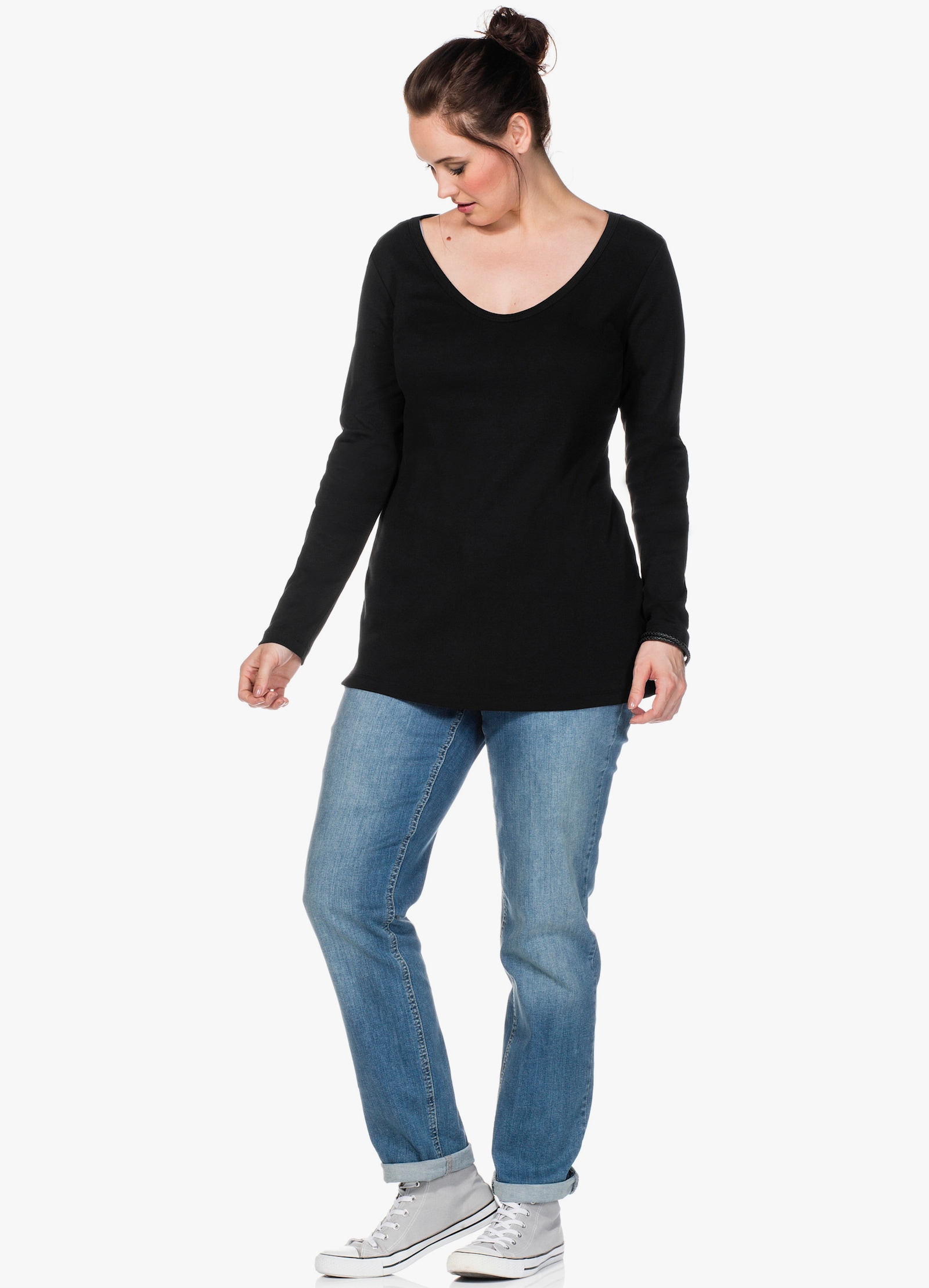 sheego Langarmshirt mit Rundhalsausschnitt, Rippqualität - schwarz