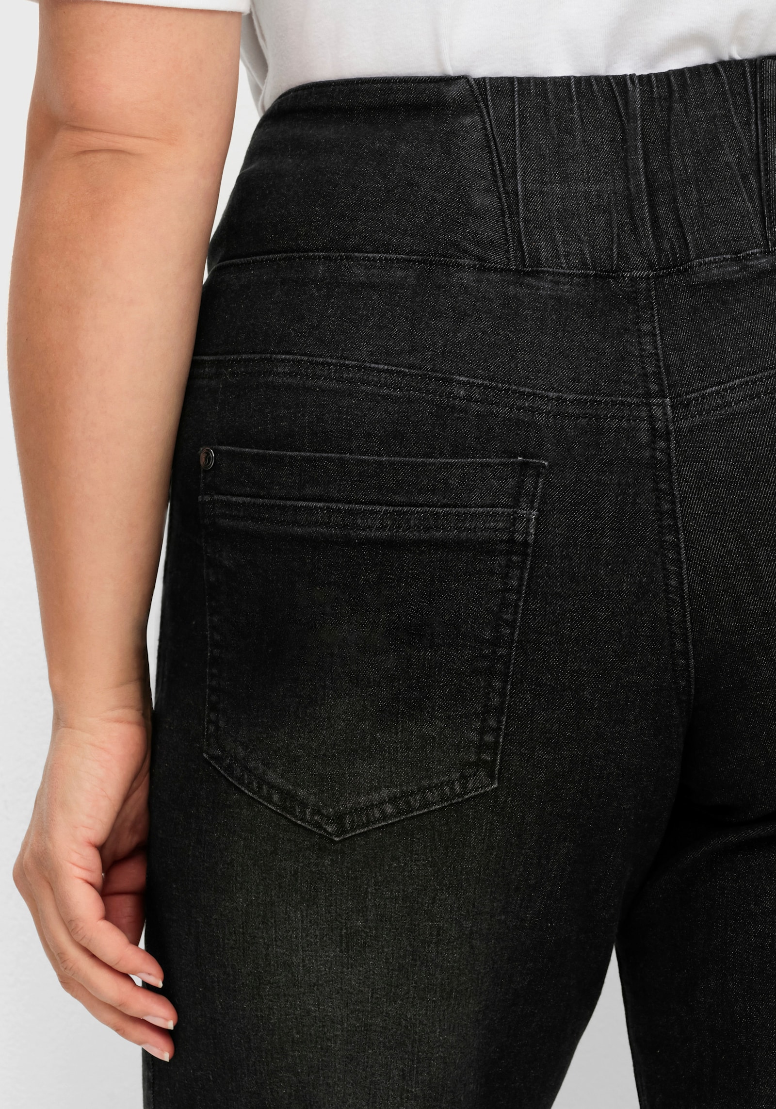 sheego High-waist-Jeans mit weitem Bein - black denim