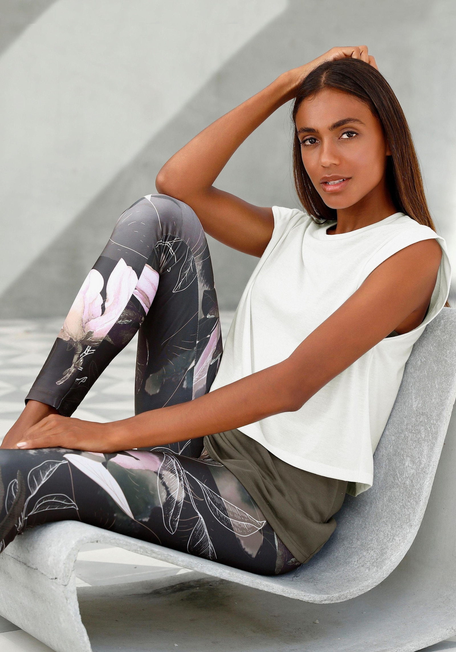 LASCANA ACTIVE Leggings - gemustert-khaki-hellrosa