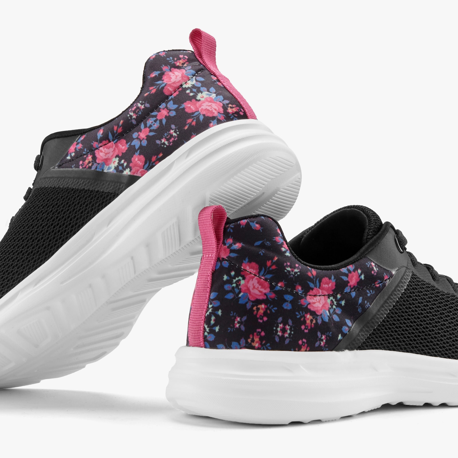 LASCANA Sneaker - schwarz