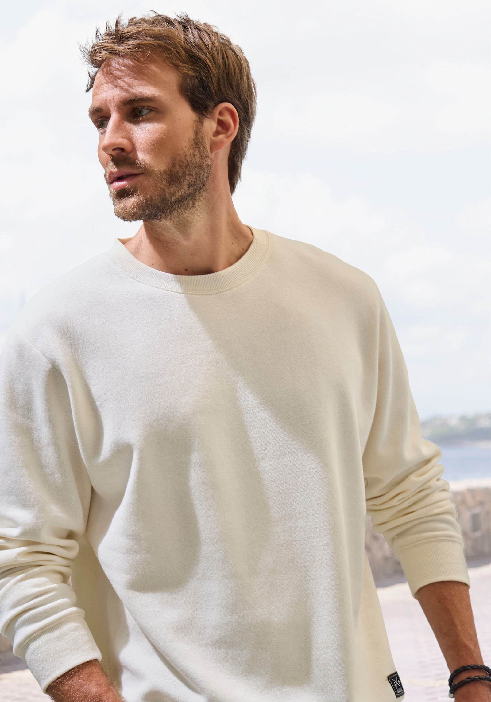 John Devin Sweatshirt - creme