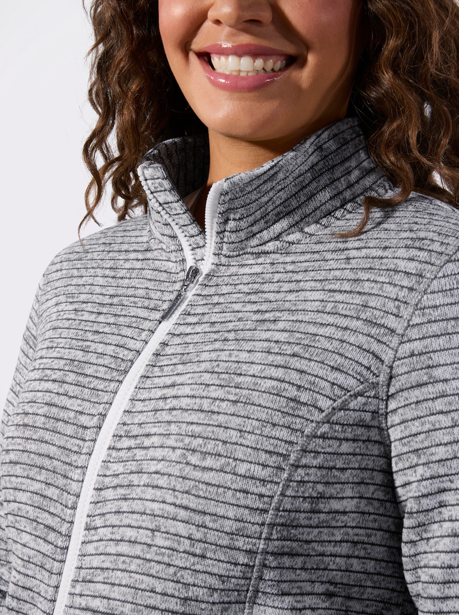 Strickfleecejacke mit Nahttaschen - hellgrau-meliert