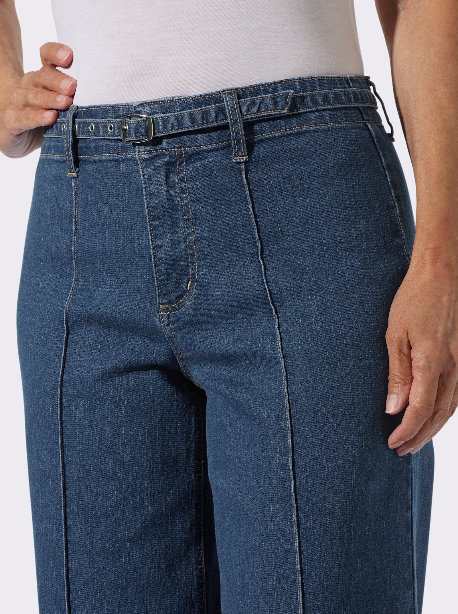 Jeans mit Biese vorne - blue-stone-washed
