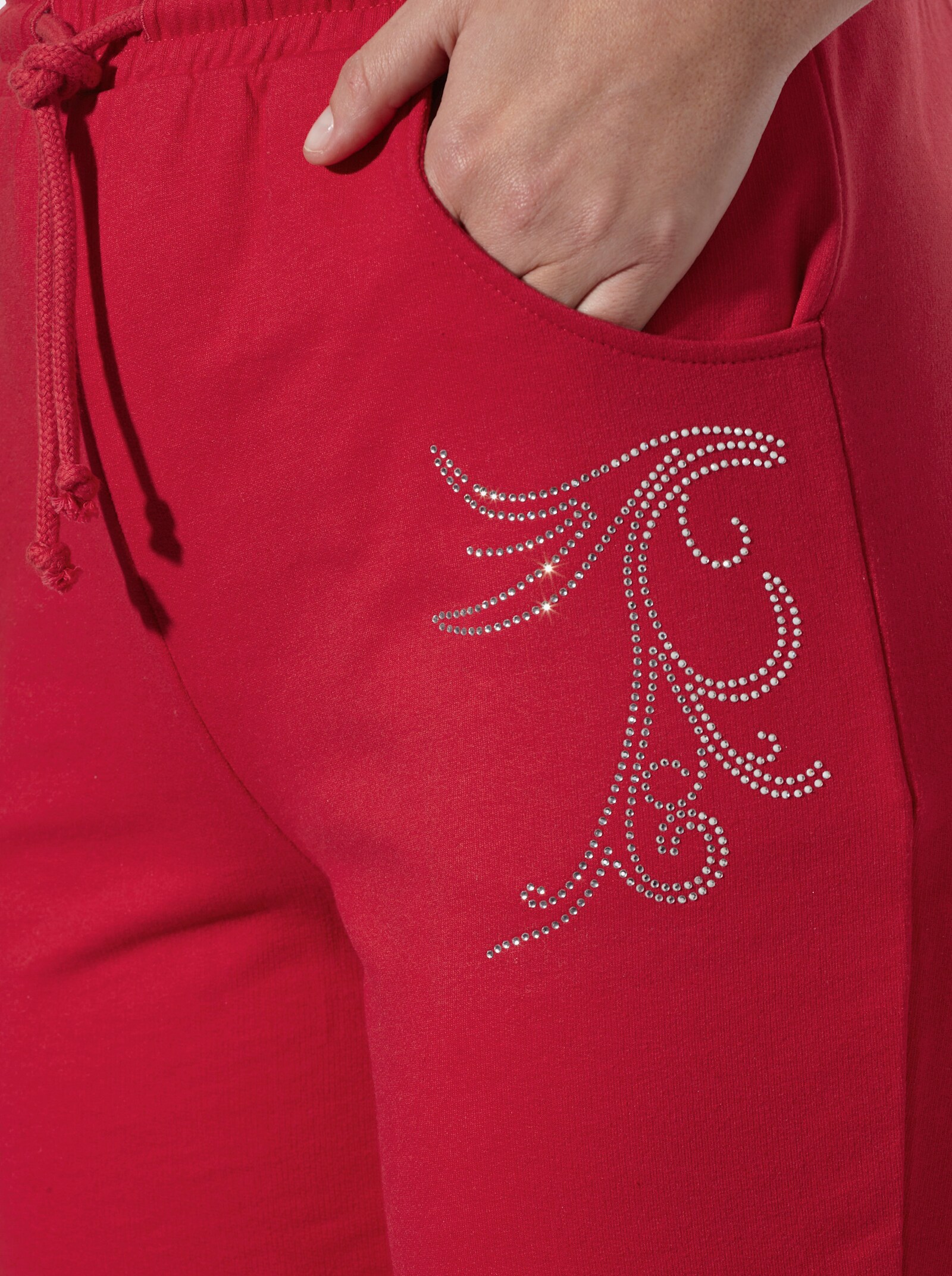 Freizeithose mit Ziersteinchen - rot