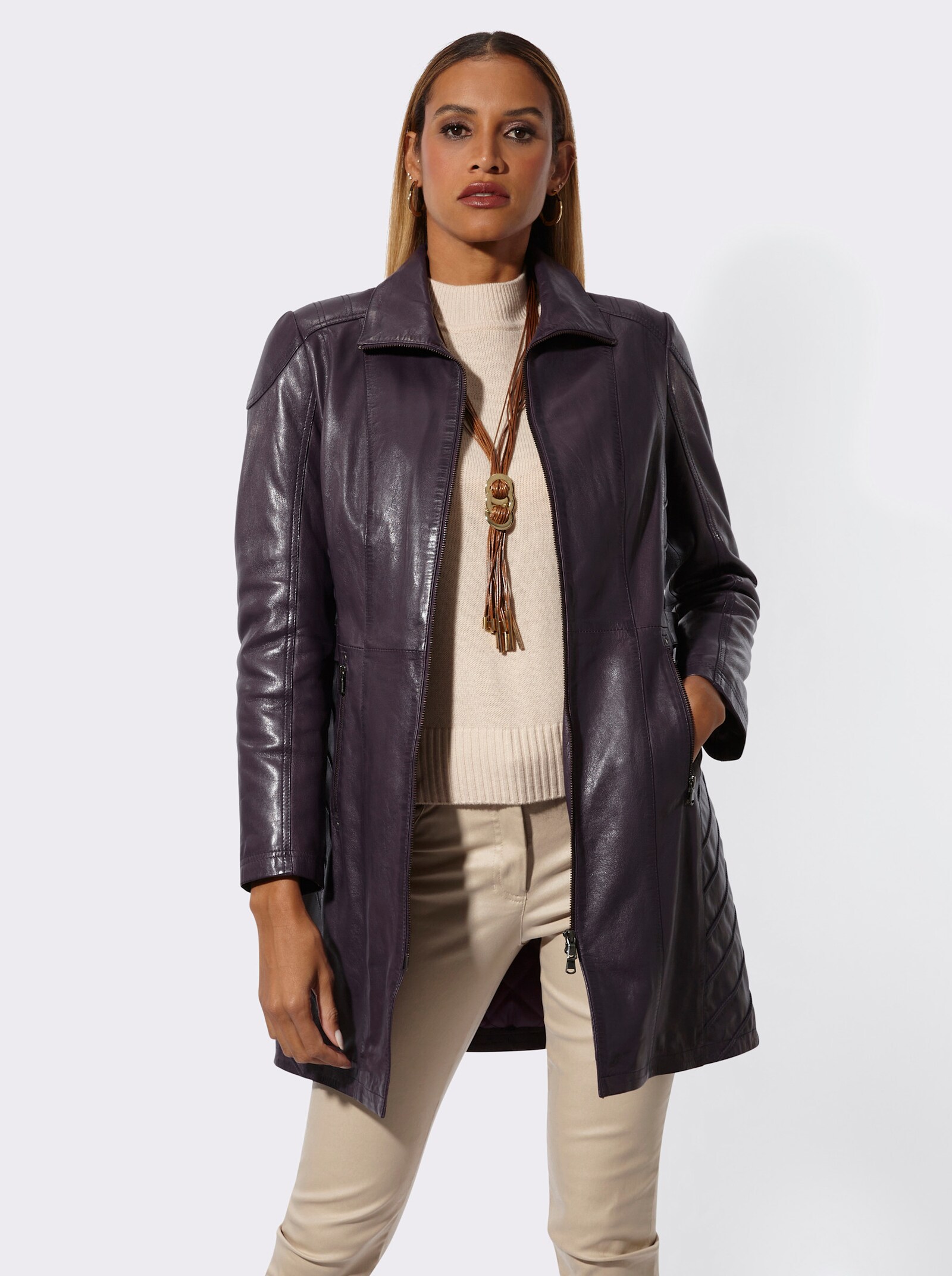 Mainpol Lederjacke in kaschierender Longform - aubergine