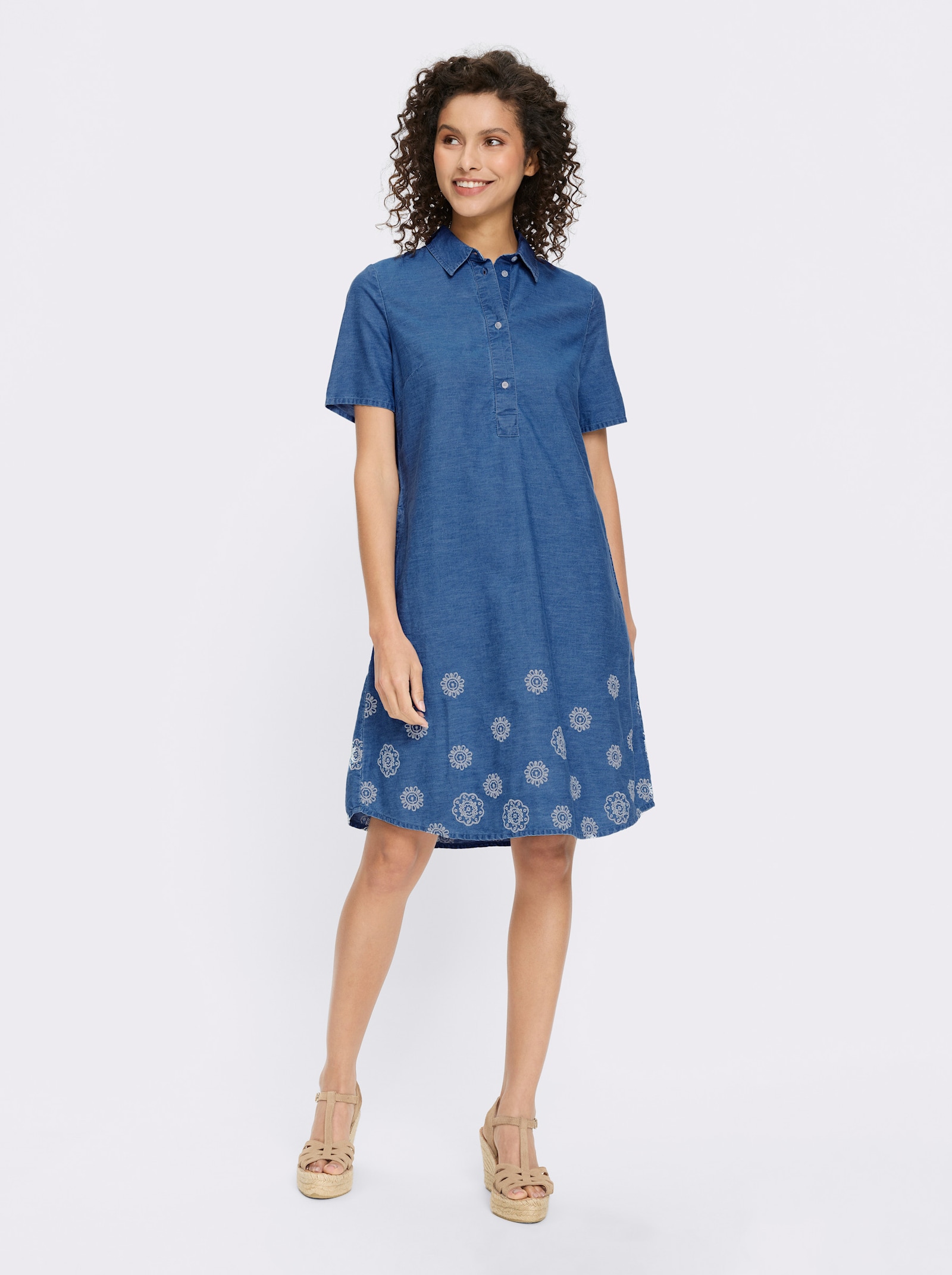 heine Jeanskleid mit floraler Stickerei - blue-bleached