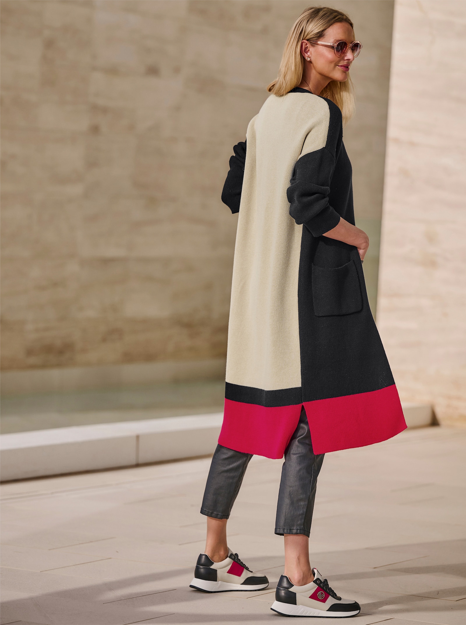 heine Longstrickjacke mit Seitenschlitzen - schwarz-sand-gemustert