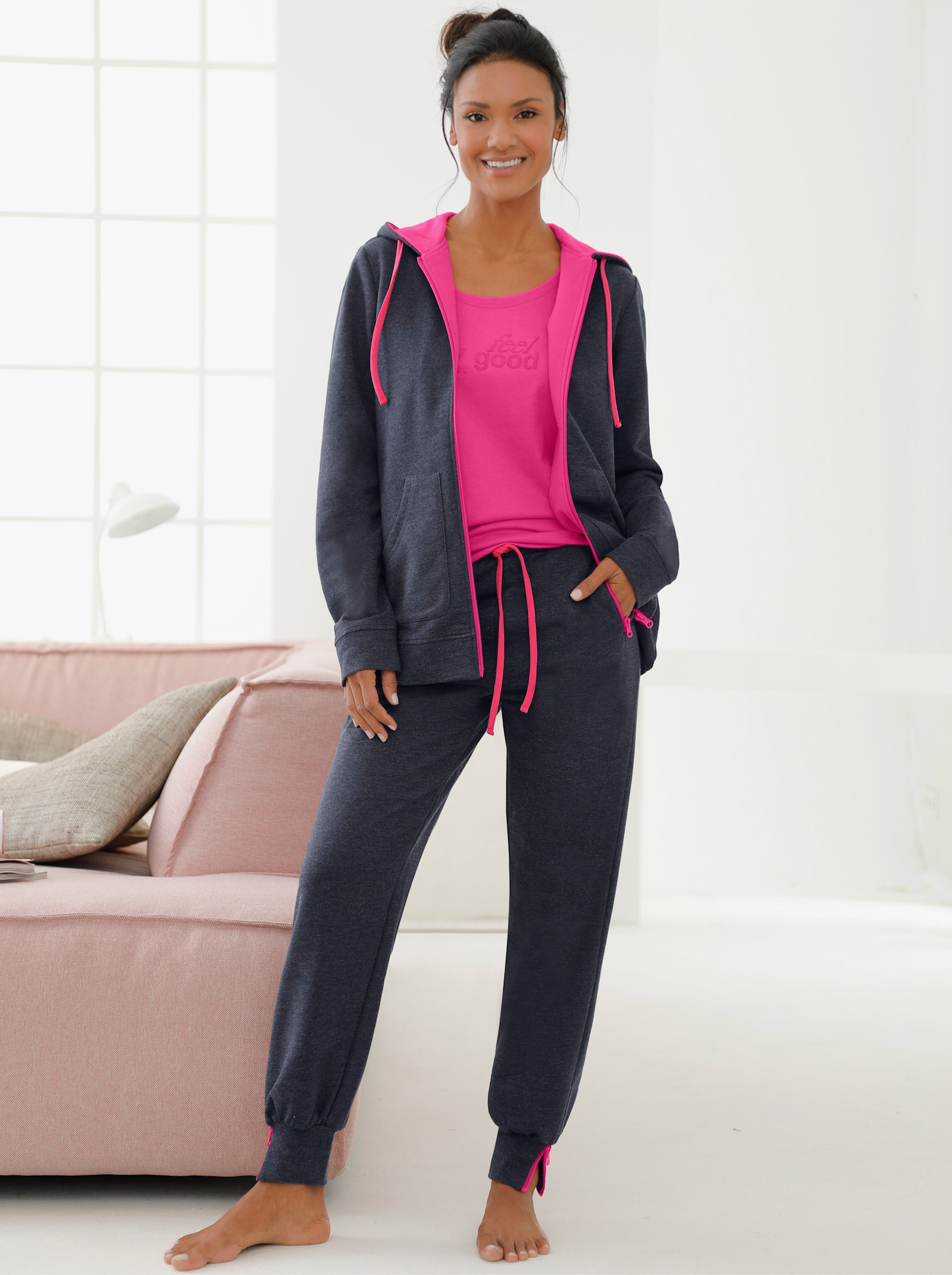 feel good Sweatjacke mit 2 Känguru-Taschen - marine-pink