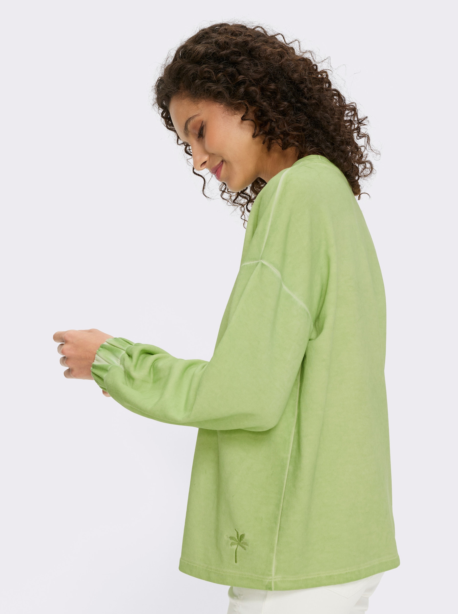 heine Sweatshirt mit Oil-dyed-Waschung - pistazie