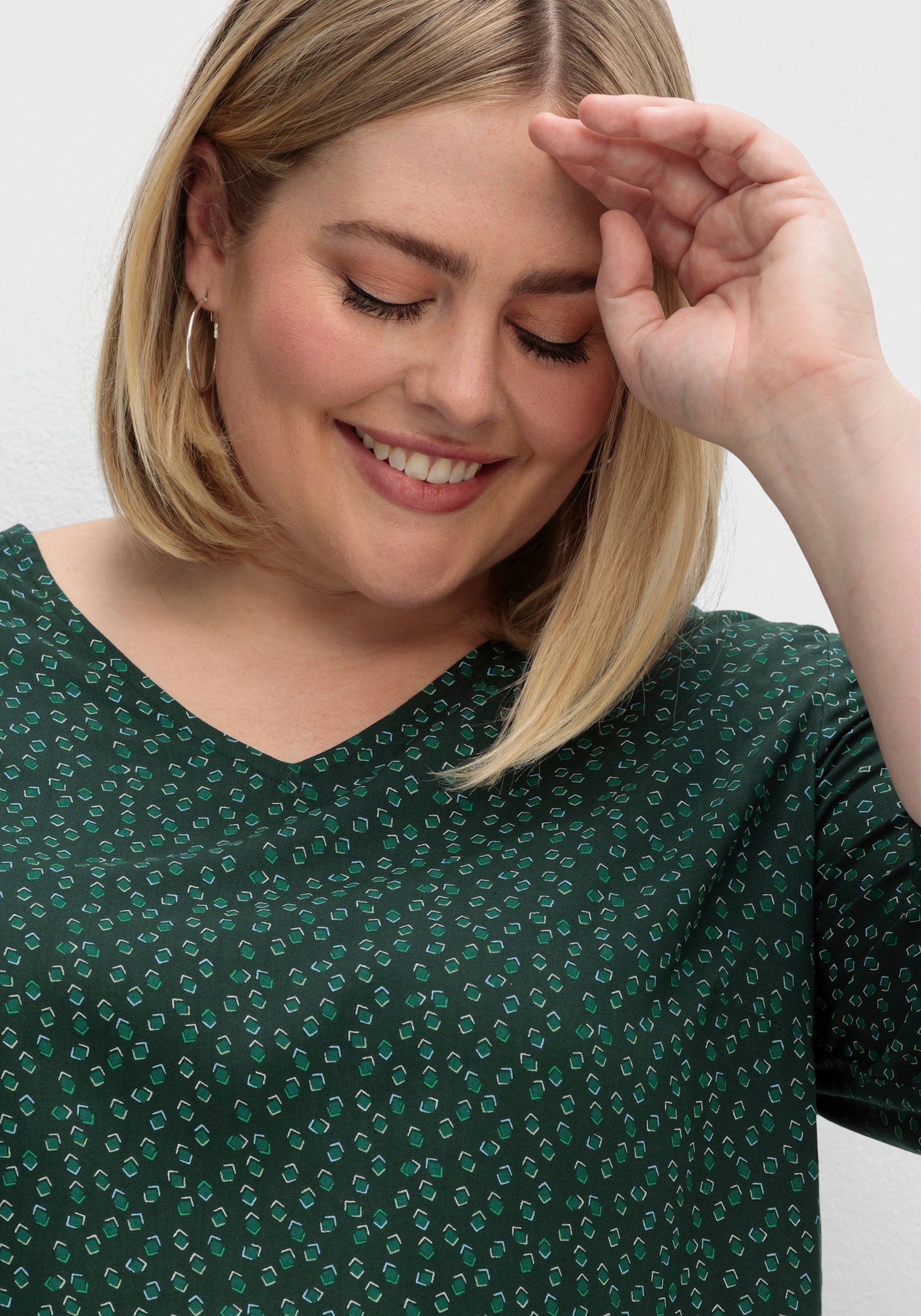 sheego Tuniek met minimalistische print - diepgroen gedessineerd