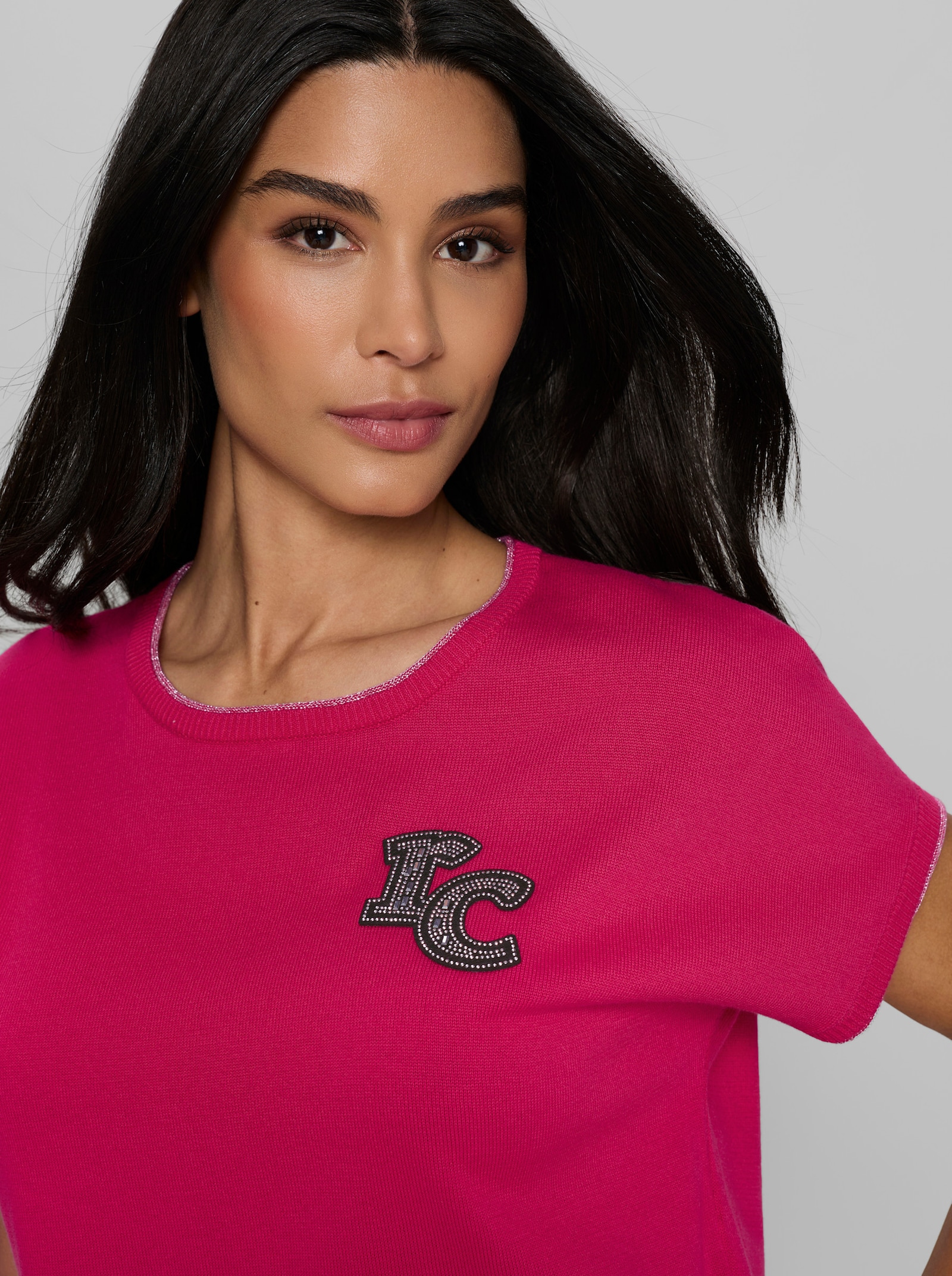 heine Kurzarmpullover mit RC-Applikation - pink