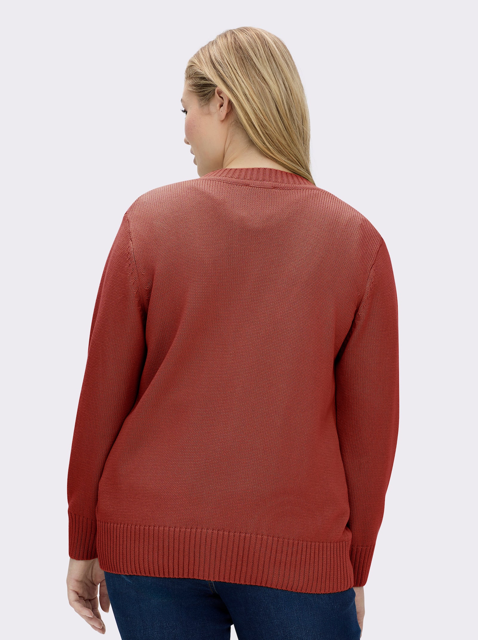 Strickjacke mit farblich abgestimmten Knöpfen - rostrot