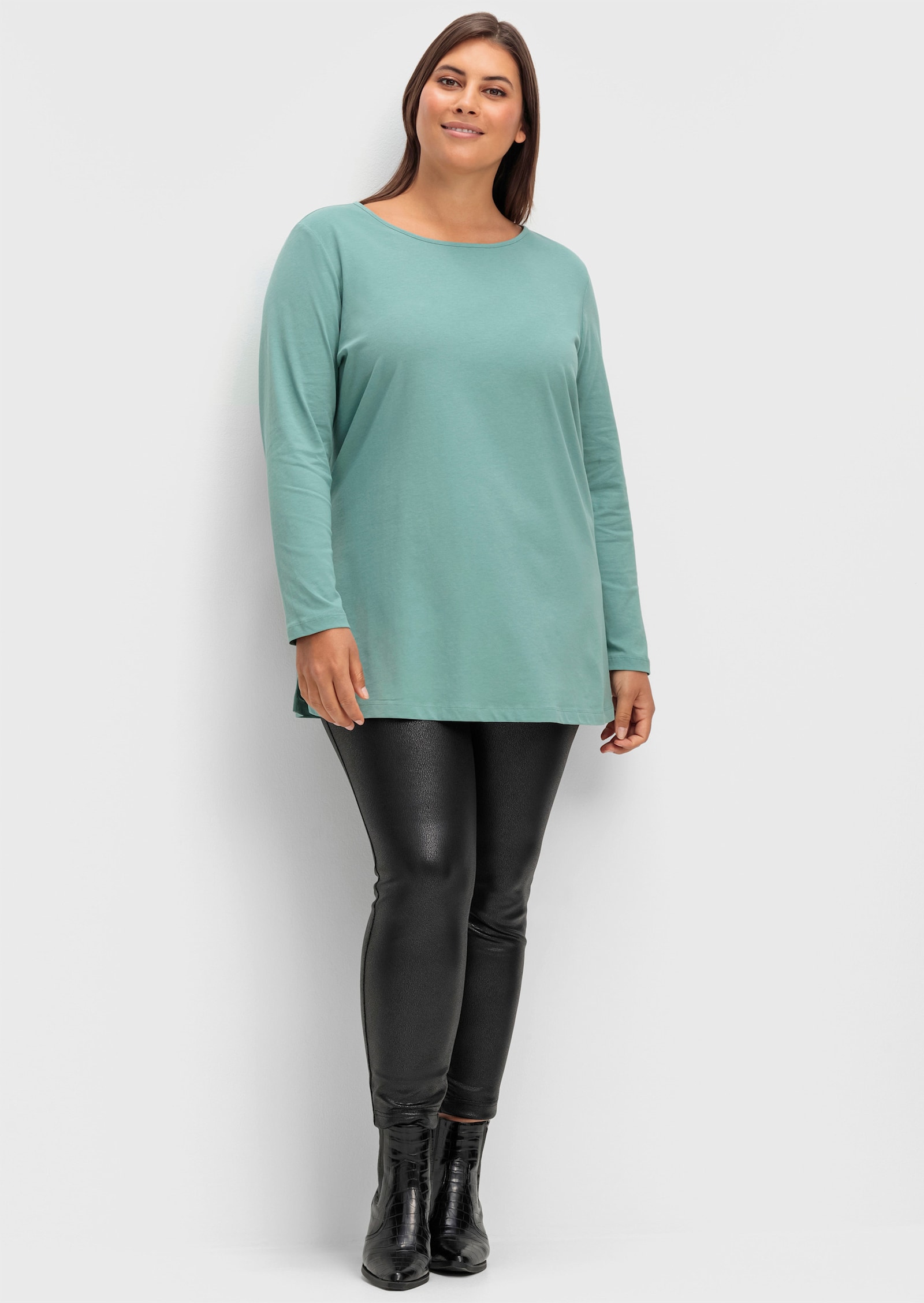 Langarmshirt mit hohen Seitenschlitzen - jade