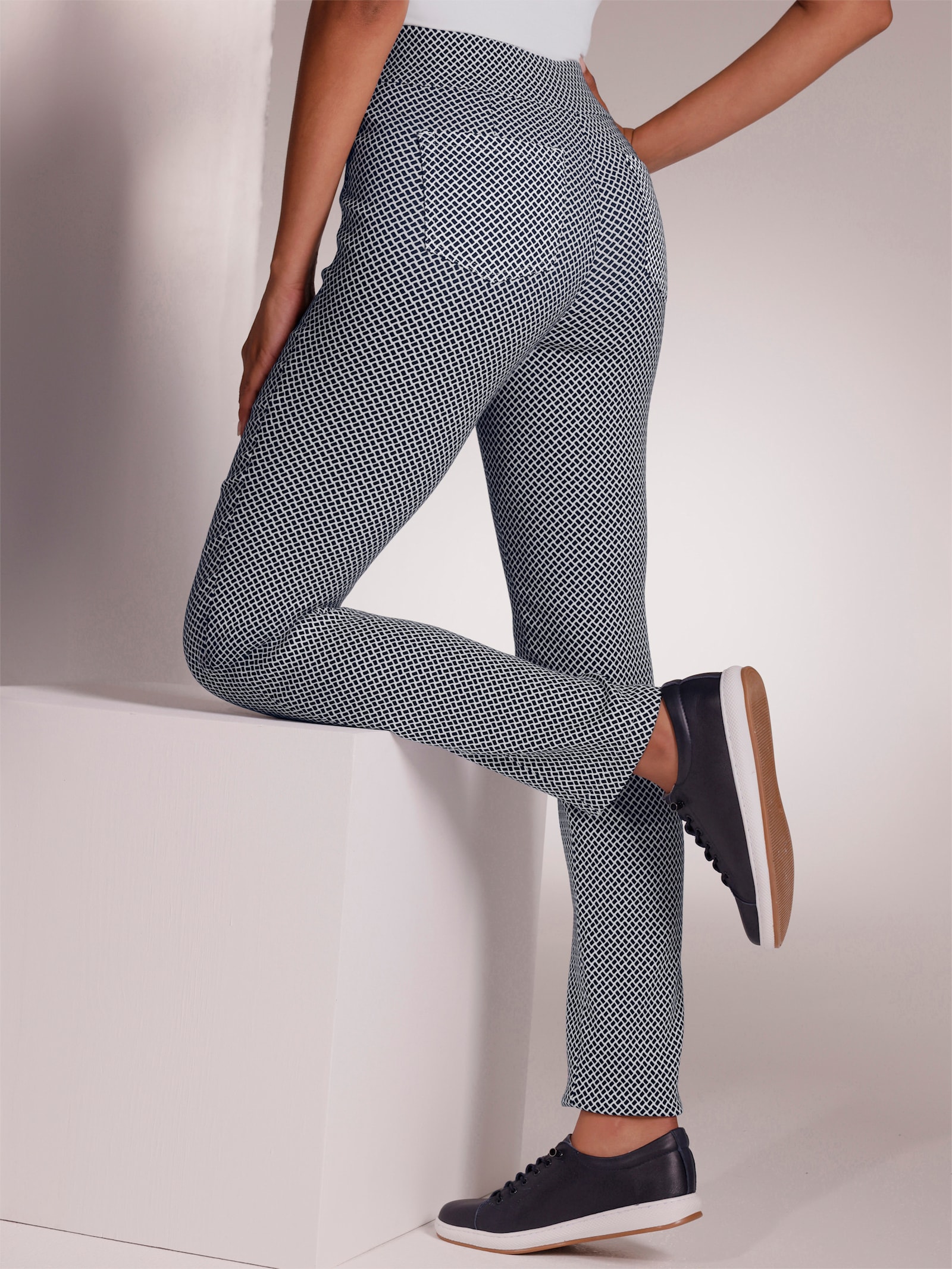 CREATION L PREMIUM Bengalinhose mit Dehnbund - marine-weiß-gemustert